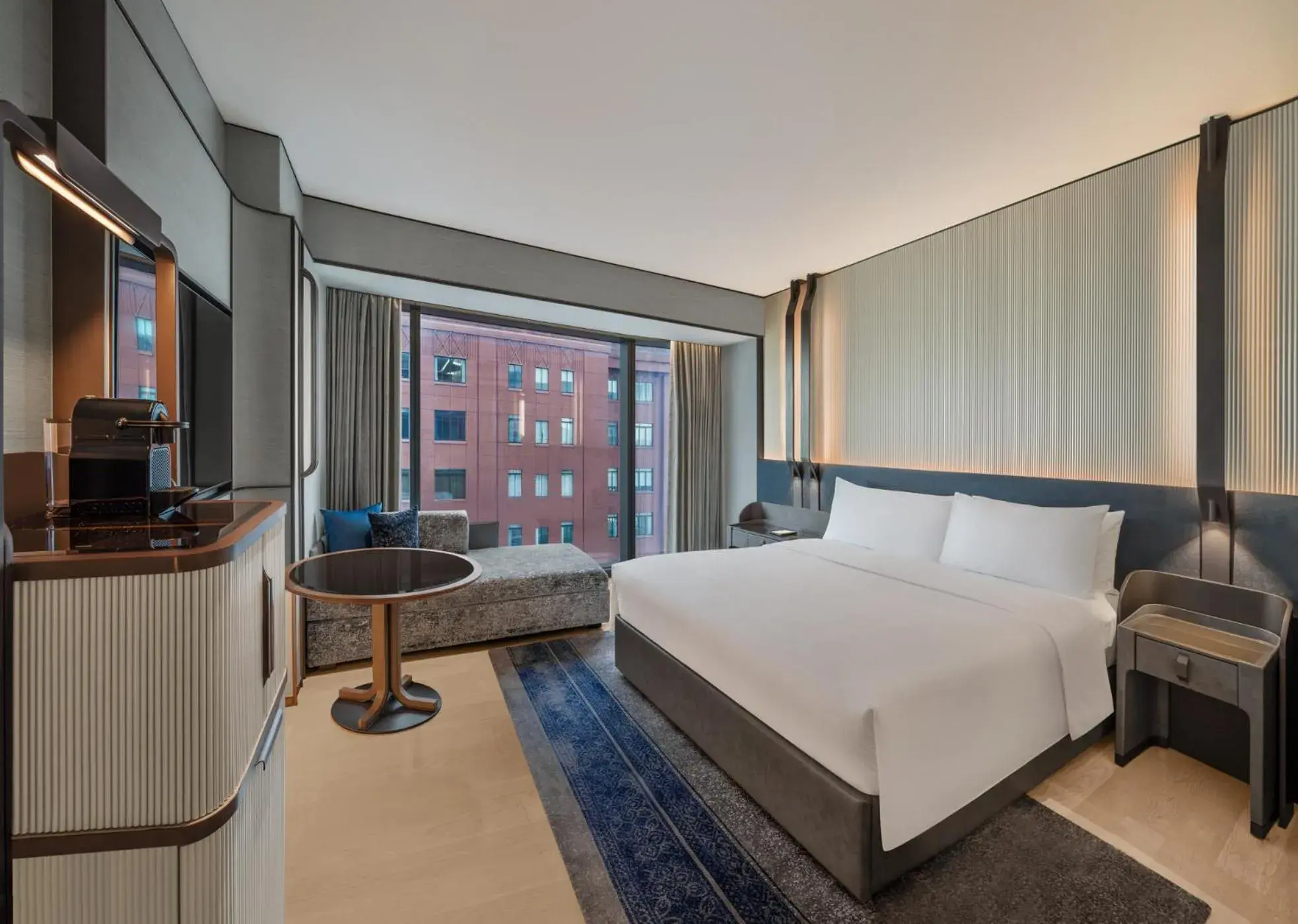 King Room - Mobility Accessible in Hilton Saigon King Room - Mobility Accessible in Hilton Saigon