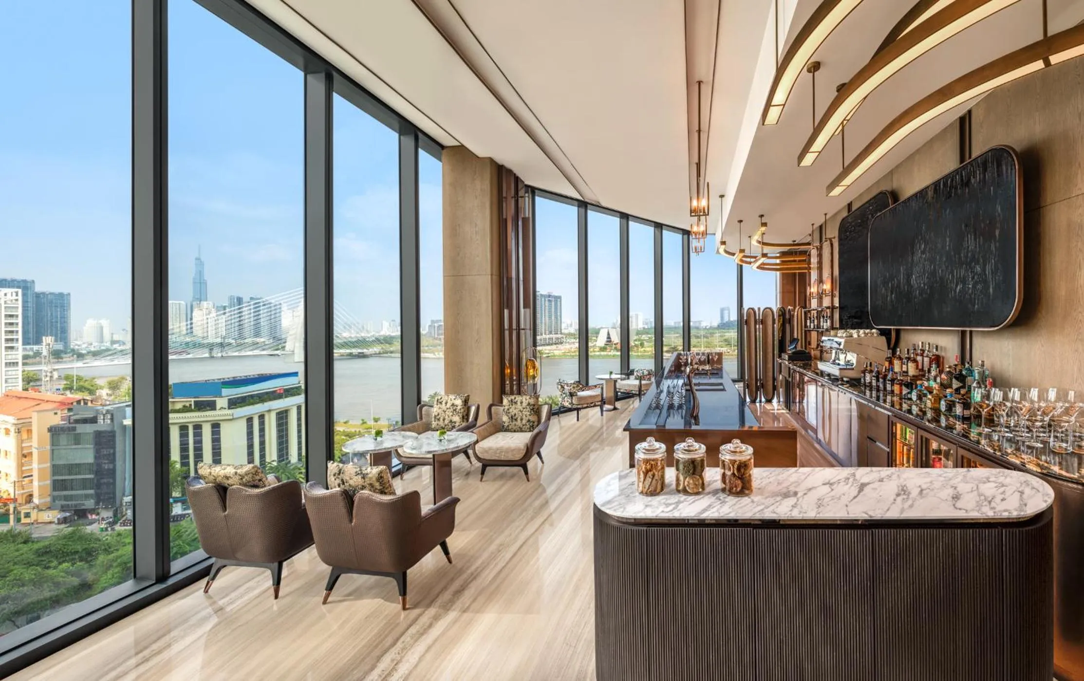 Restaurant/places to eat in Hilton Saigon