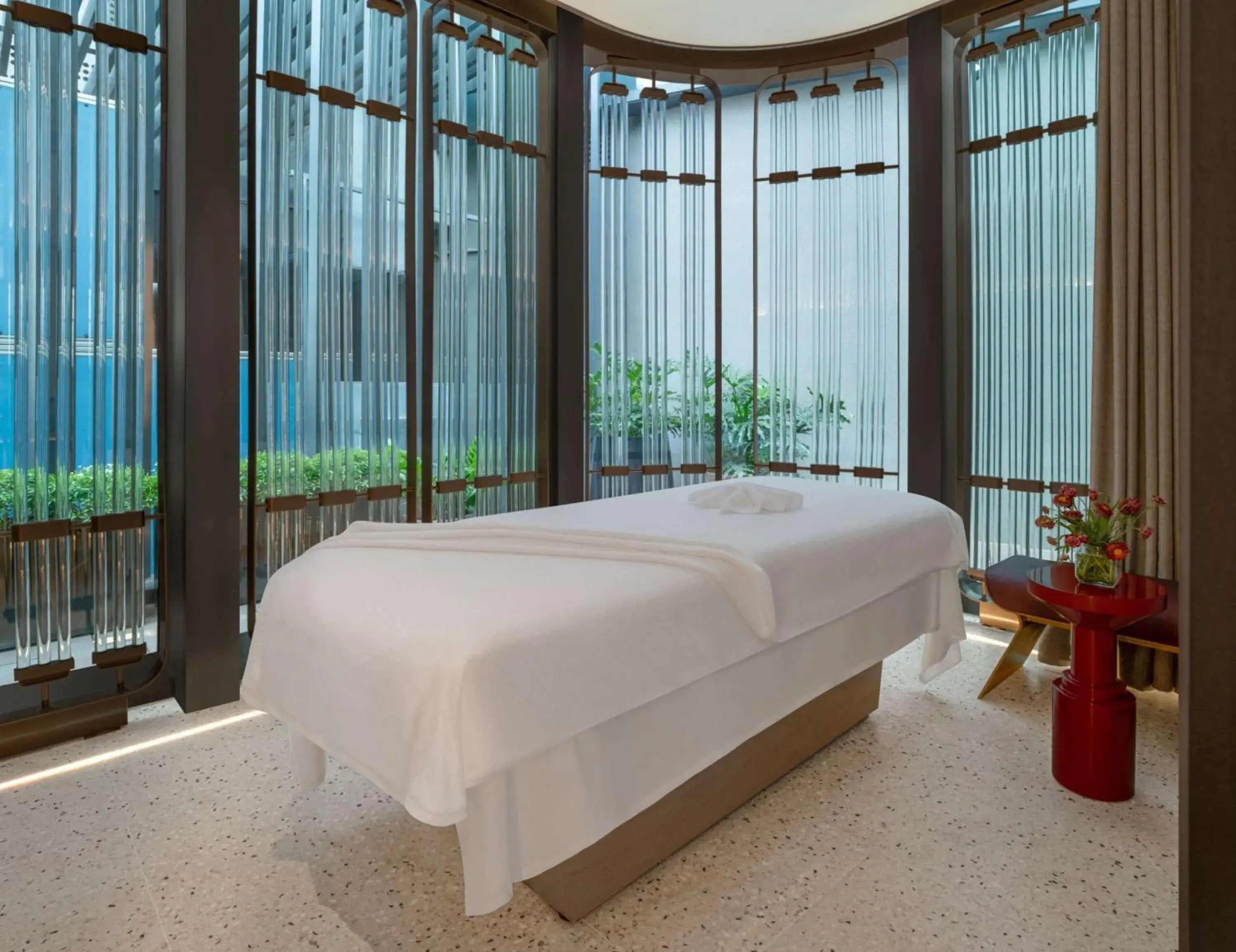 Spa and wellness centre/facilities, Bed in Hilton Saigon Spa and wellness centre/facilities, Bed in Hilton Saigon