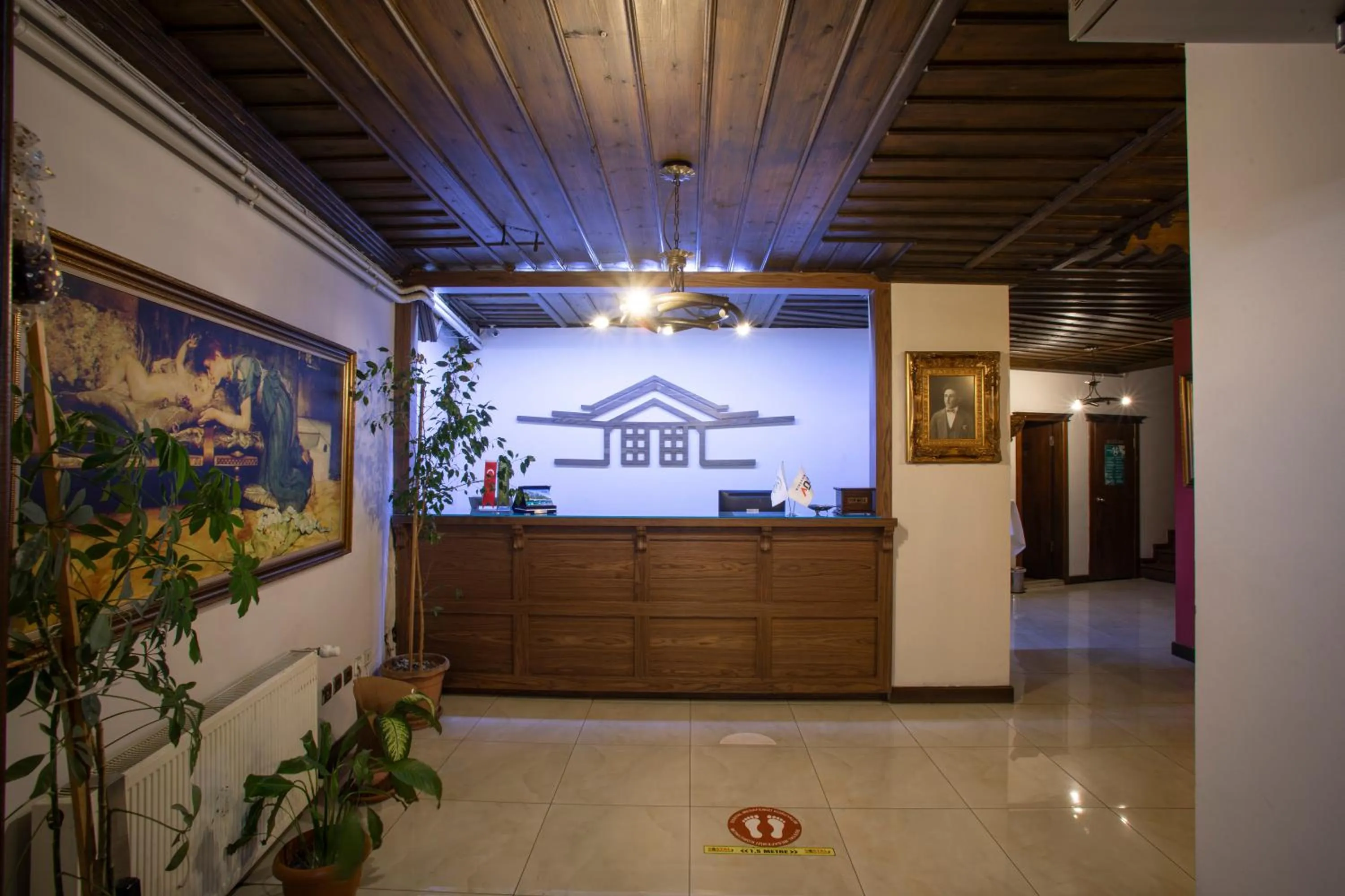 Lobby or reception in EMİN EFENDİ KONAKLARI