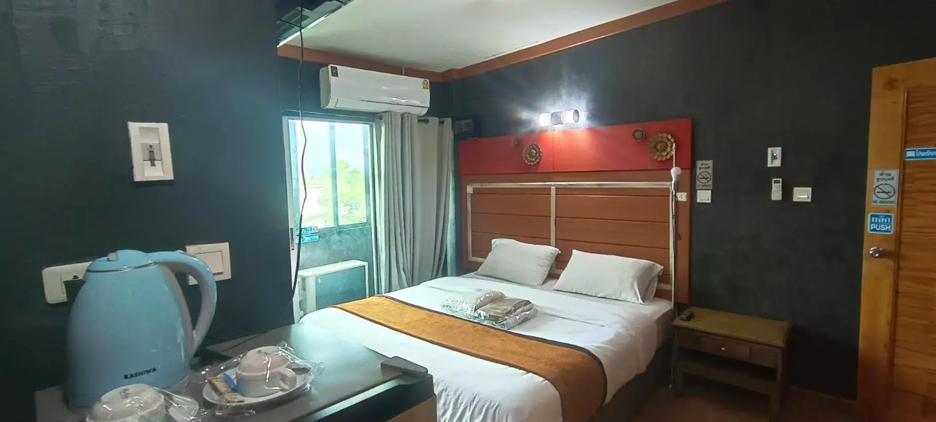 Deluxe Single Room in changrojresort Deluxe Single Room in changrojresort