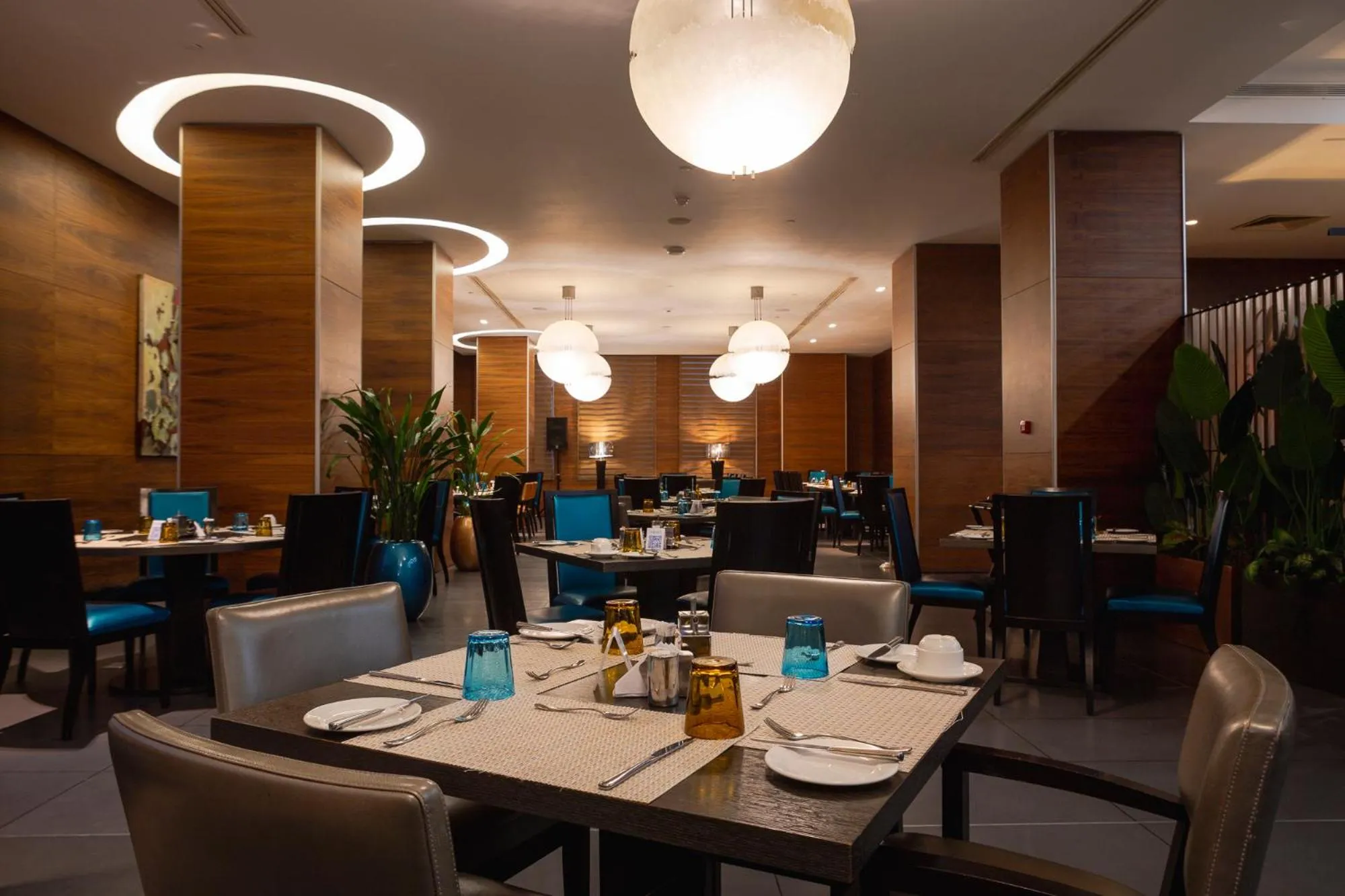 Restaurant/places to eat in Eko Hotel Gardens