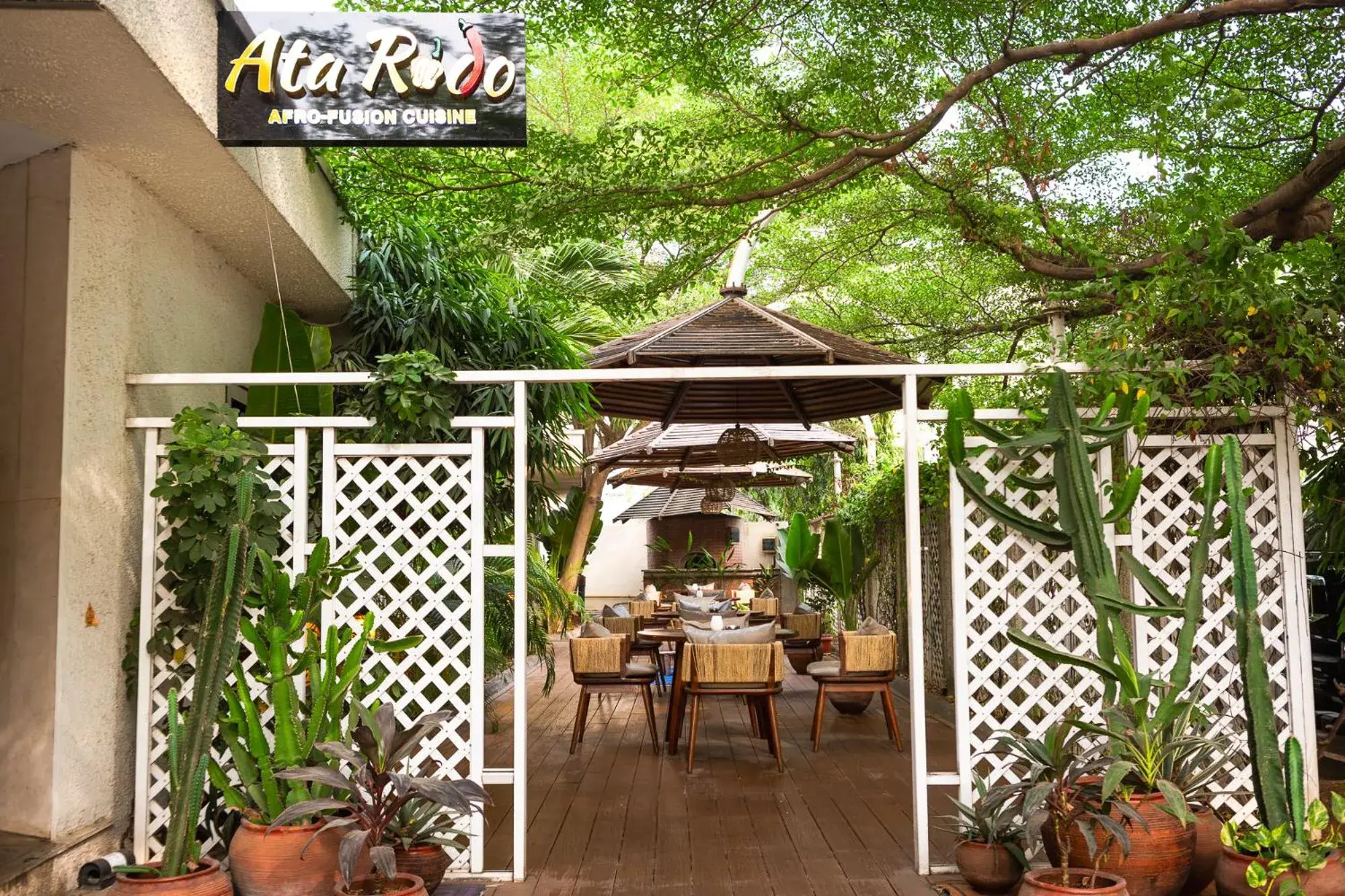 Restaurant/places to eat in Eko Hotel Signature Restaurant/places to eat in Eko Hotel Signature