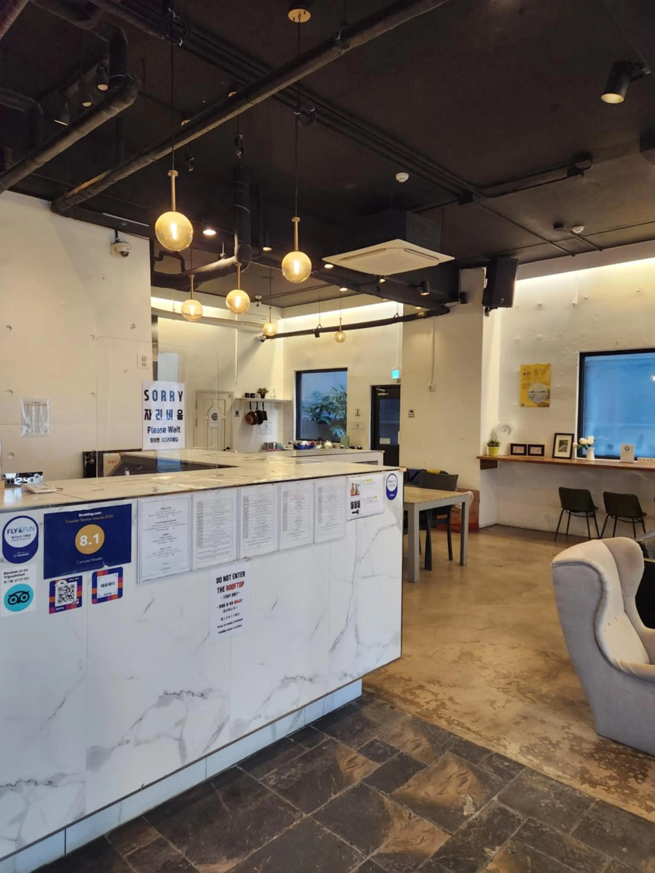 Lobby or reception in CANVAS BLACK Guesthouse