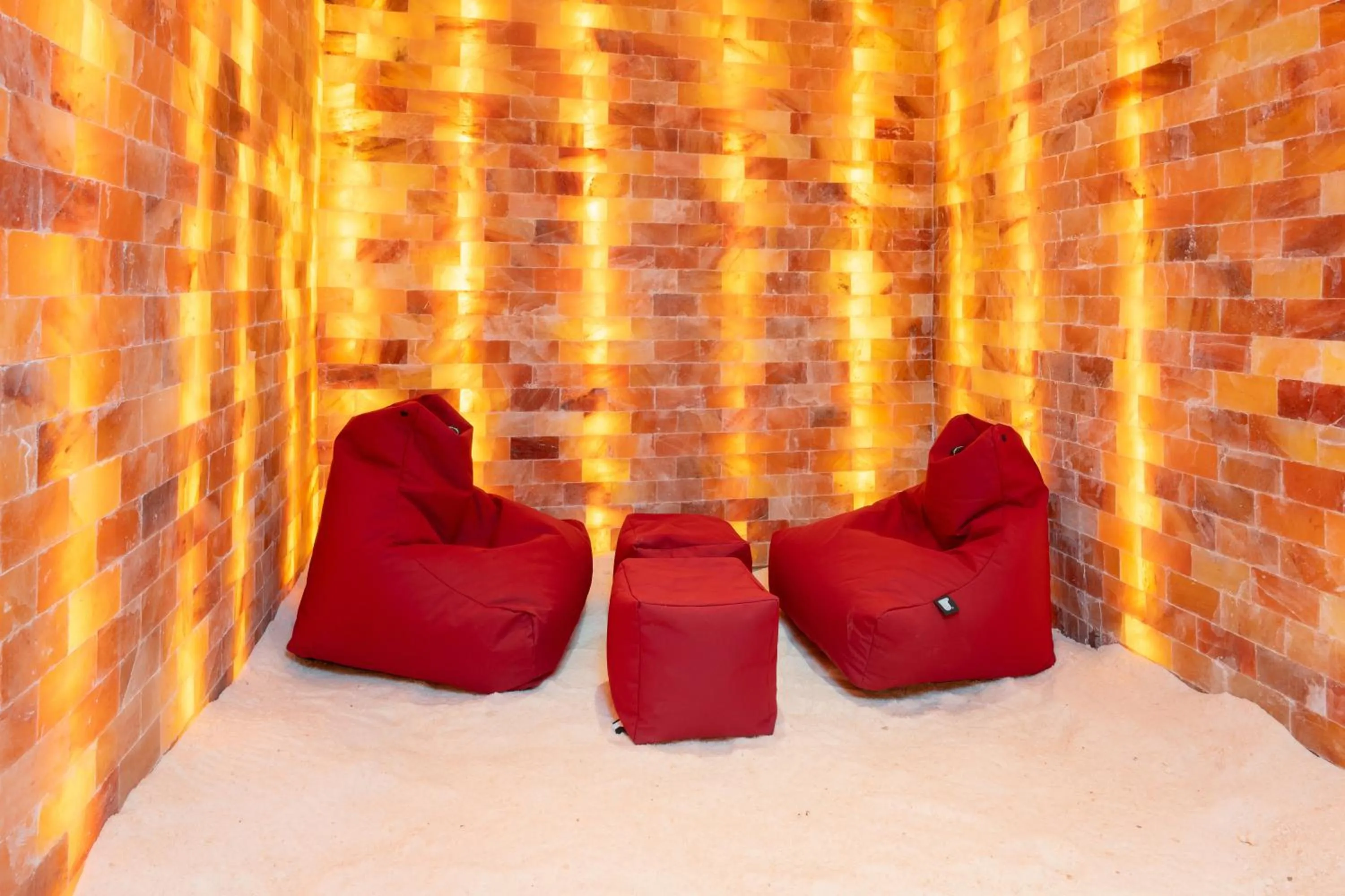 Massage in Msharef Almoden hotel