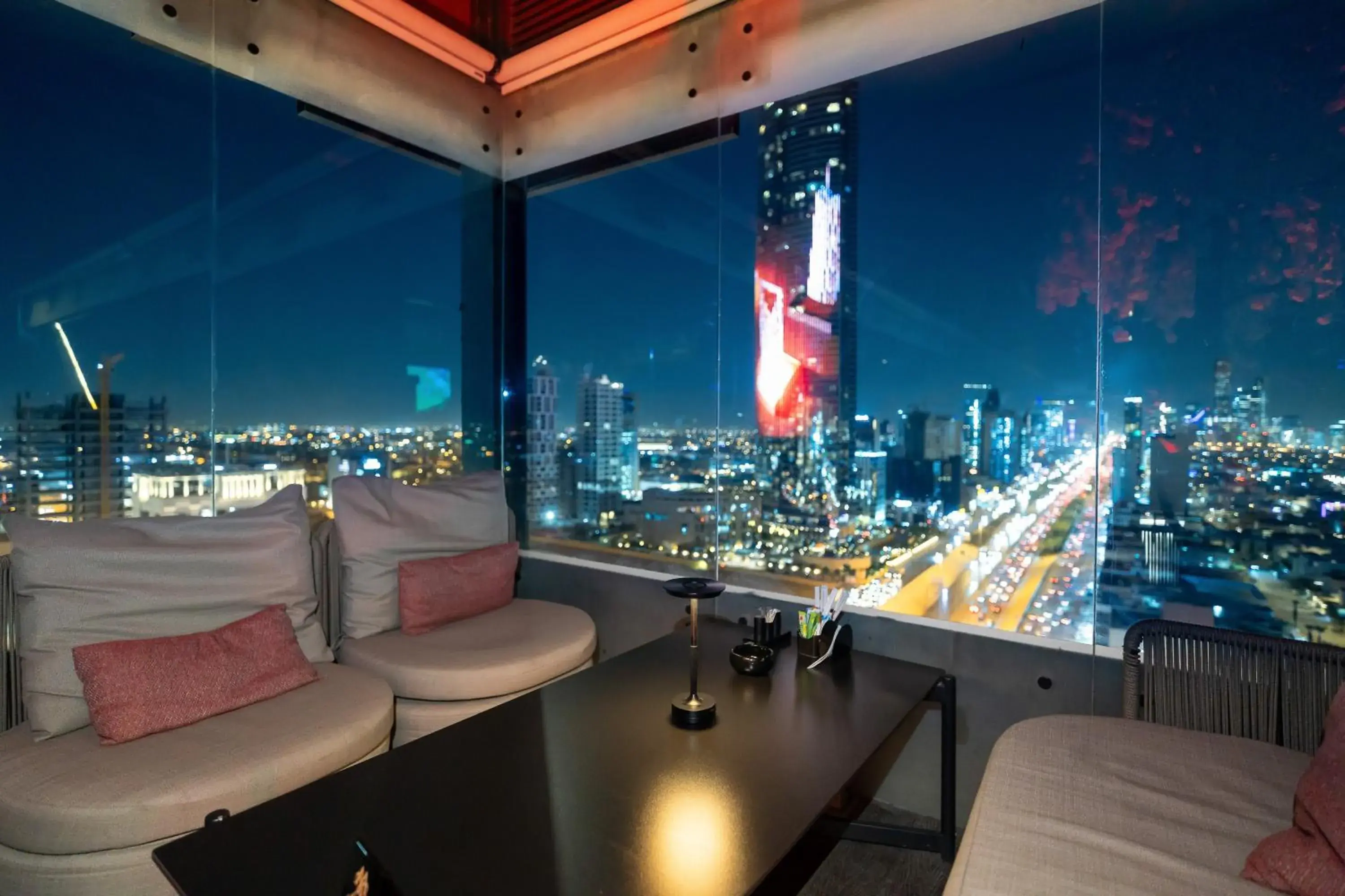 Restaurant/places to eat in Msharef Almoden hotel Restaurant/places to eat in Msharef Almoden hotel