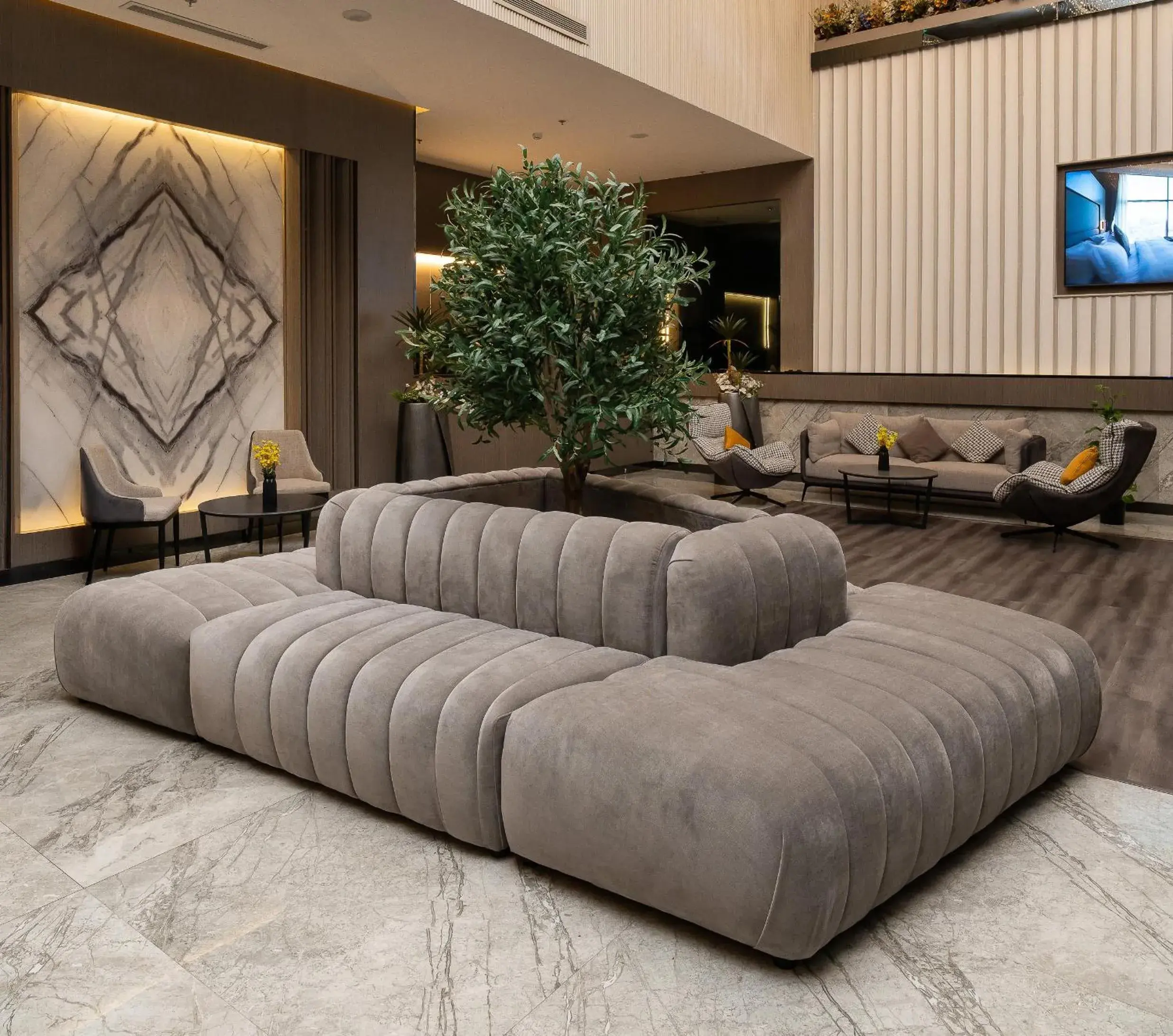 Lobby or reception in Msharef Almoden hotel Lobby or reception in Msharef Almoden hotel