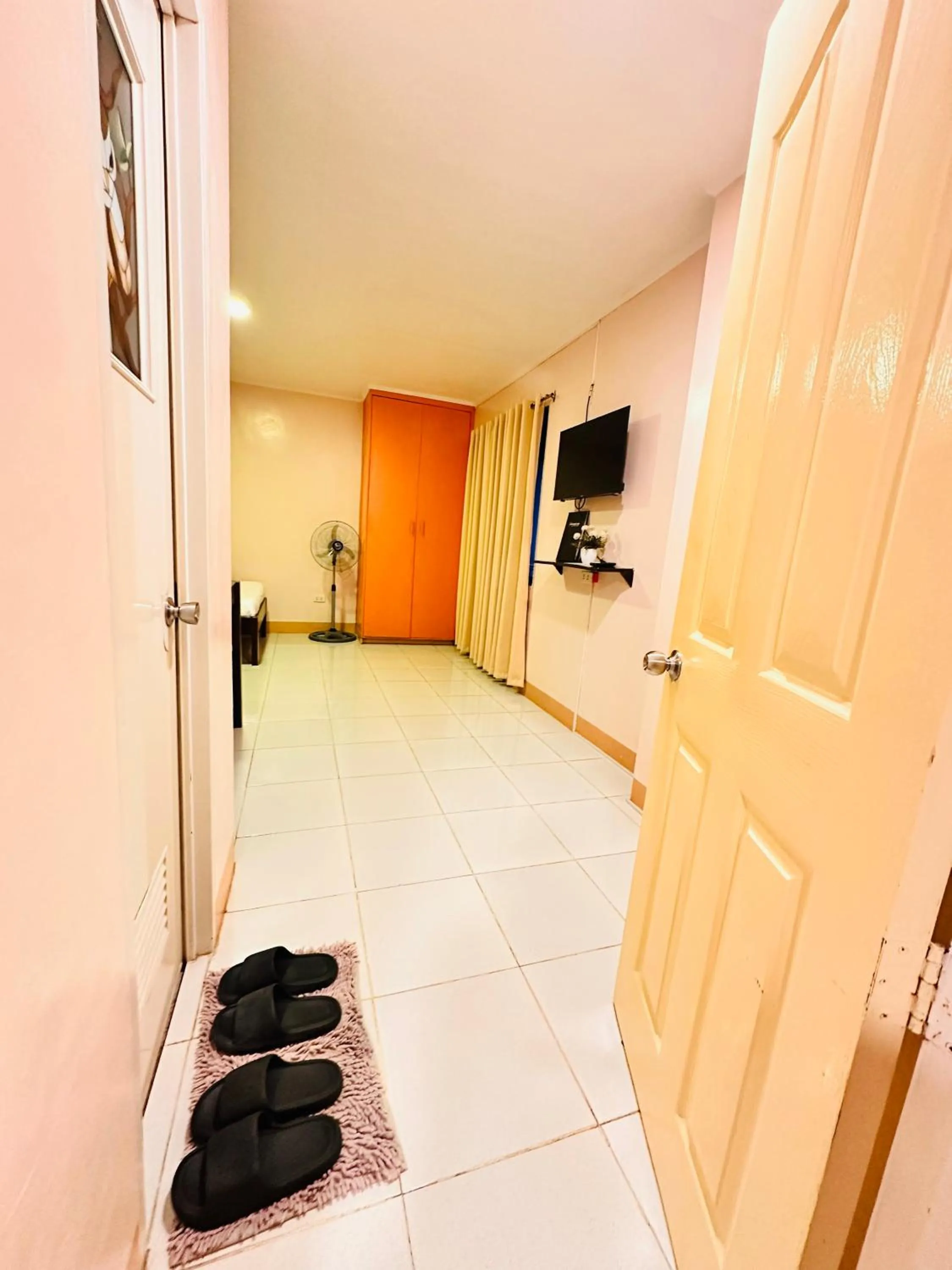 Bedroom in Sukhavati Inn