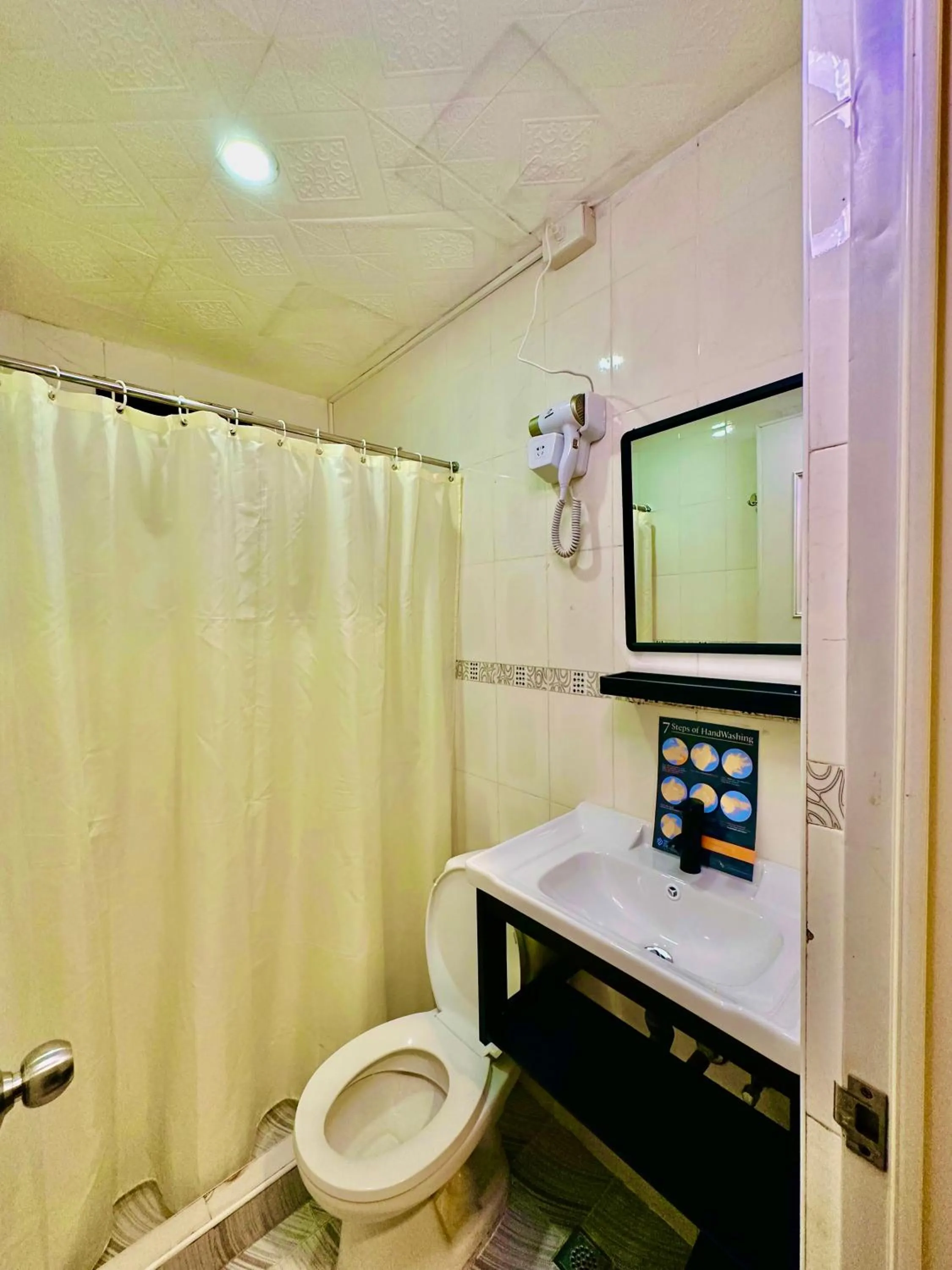 Shower in Sukhavati Inn