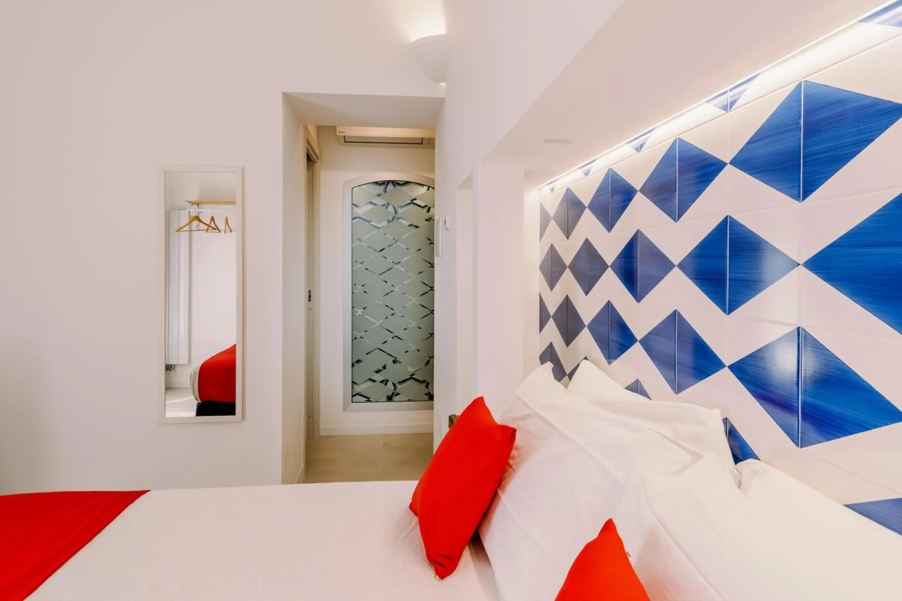 Photo of the whole room, Bed in Monte Brusara Relais