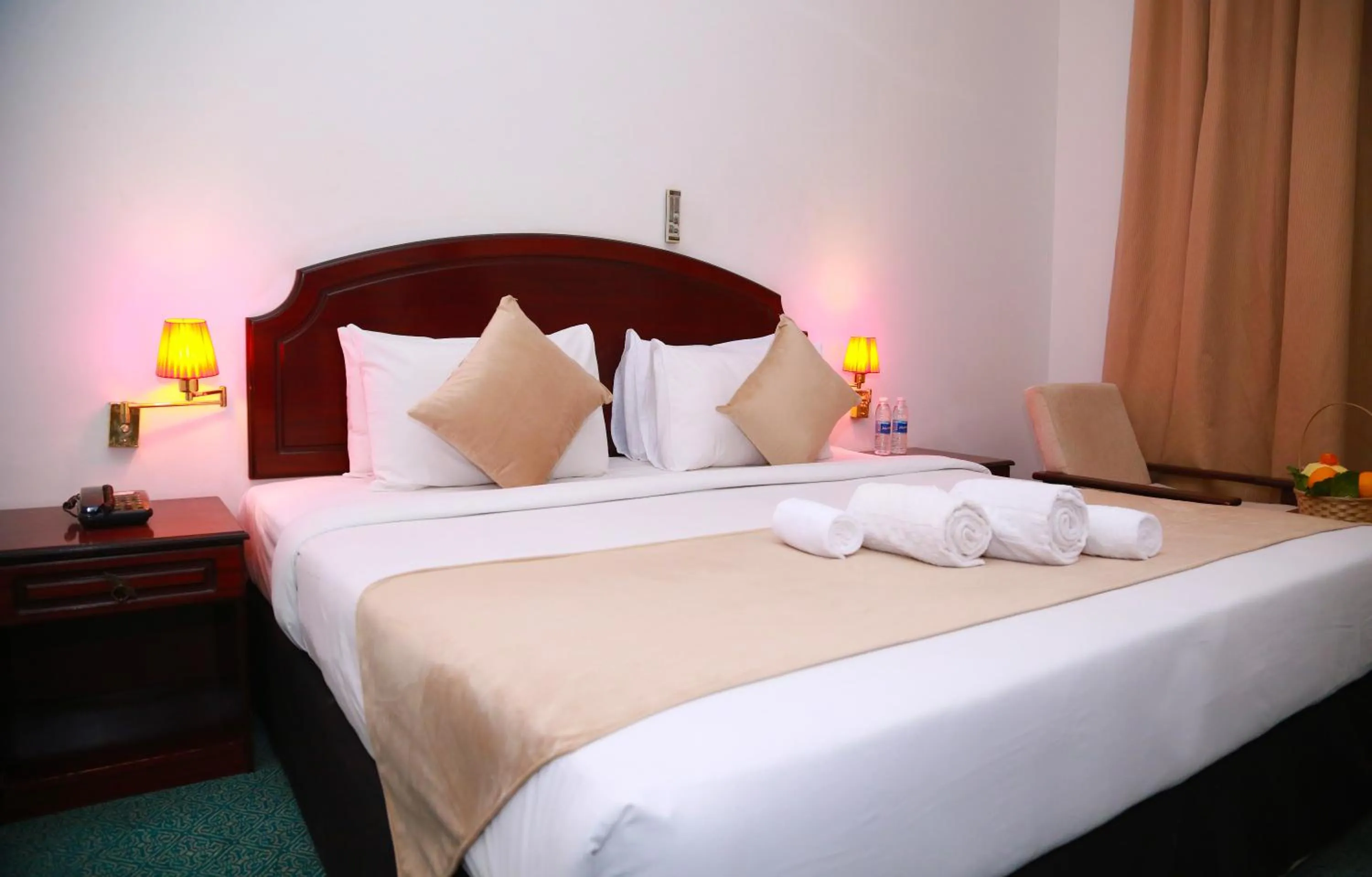 Bed in Ibri Oasis Hotel