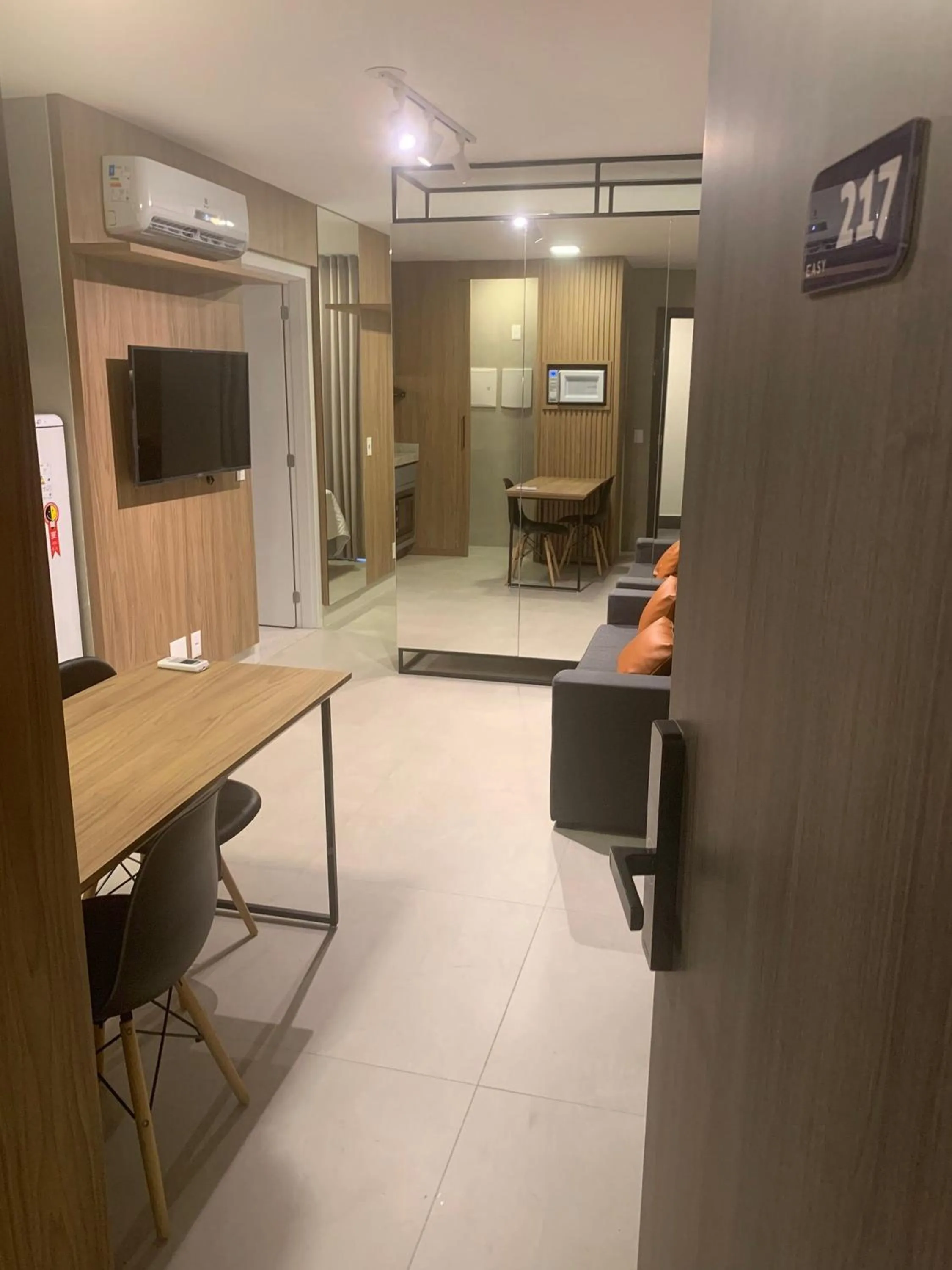 Bedroom in Noroeste Easy by CentoEdez