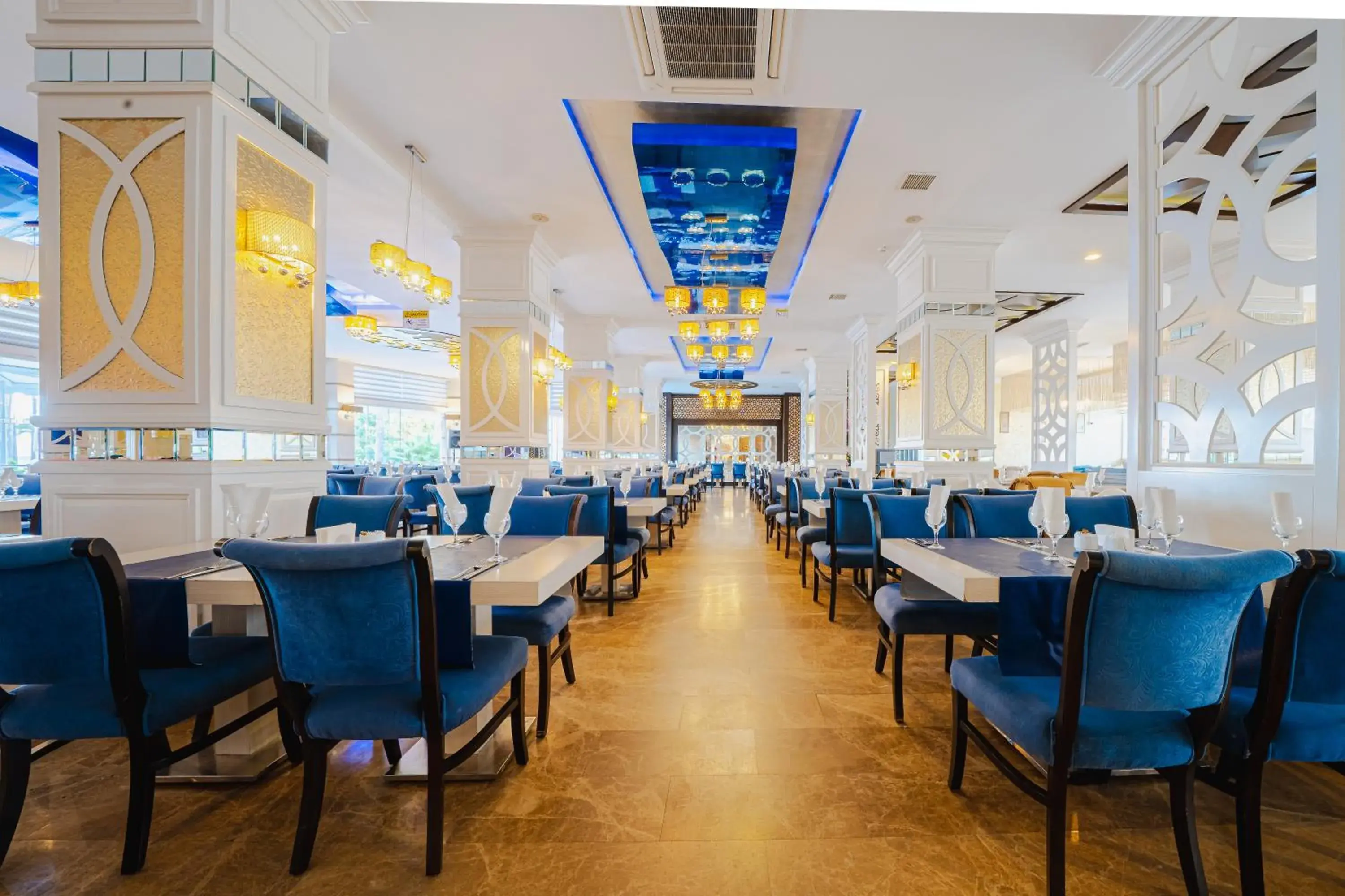 Restaurant/places to eat in Prime Beach Hotel Restaurant/places to eat in Prime Beach Hotel