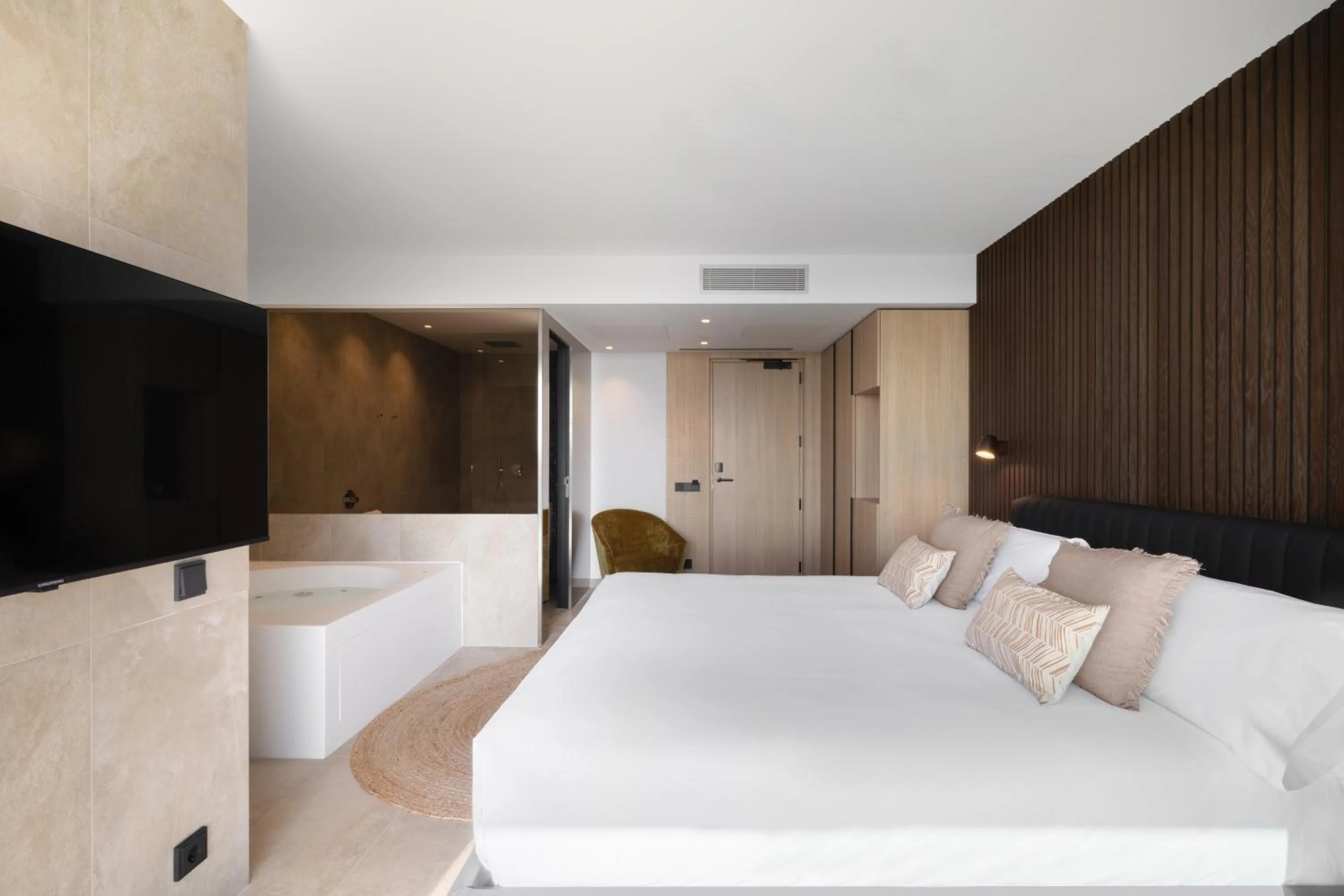 Bedroom, Bed in Hotel SB Win 4 Sup