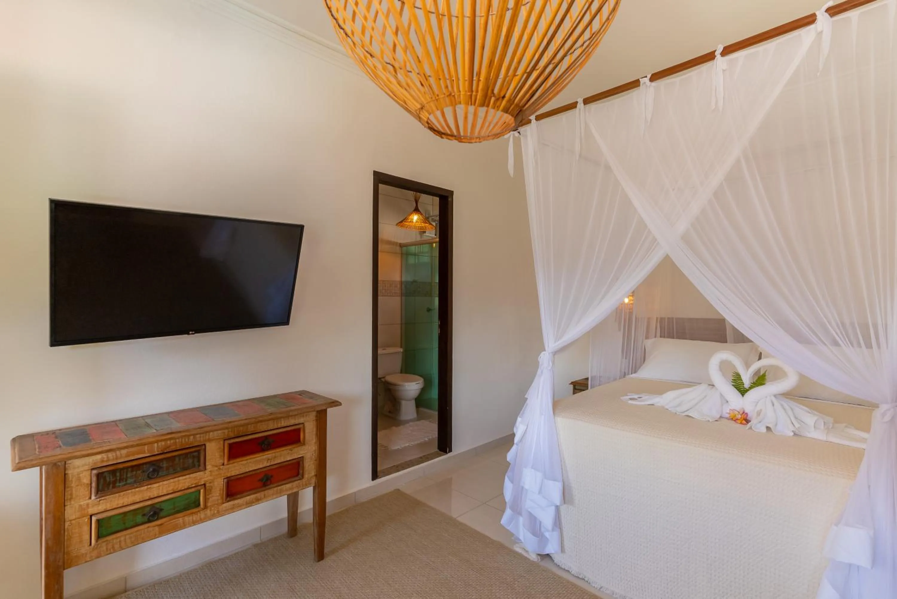 Bedroom, Bed in Villa Alexandre Pousada - Trancoso
