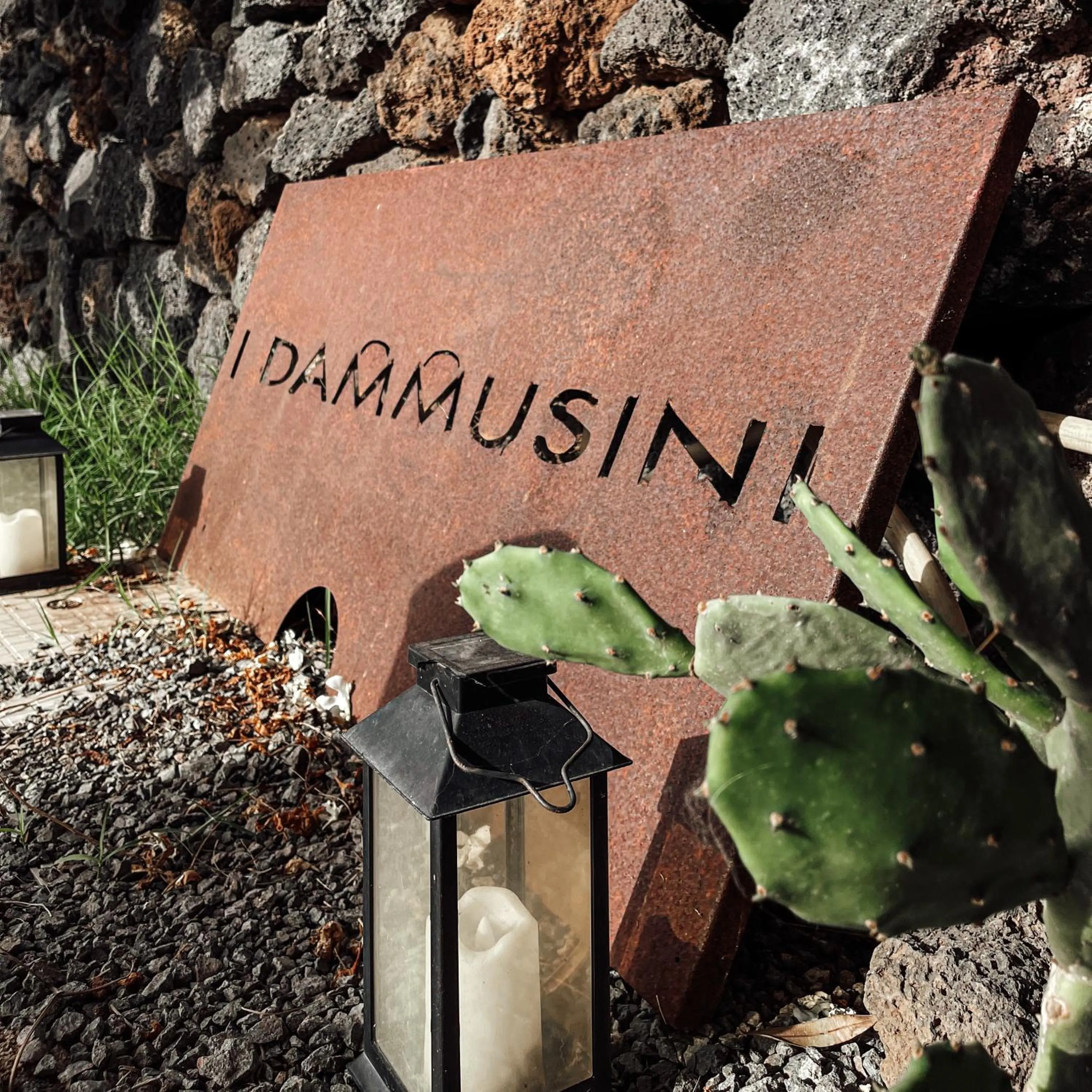 Decorative detail in Etherea - I Dammusini di Pantelleria