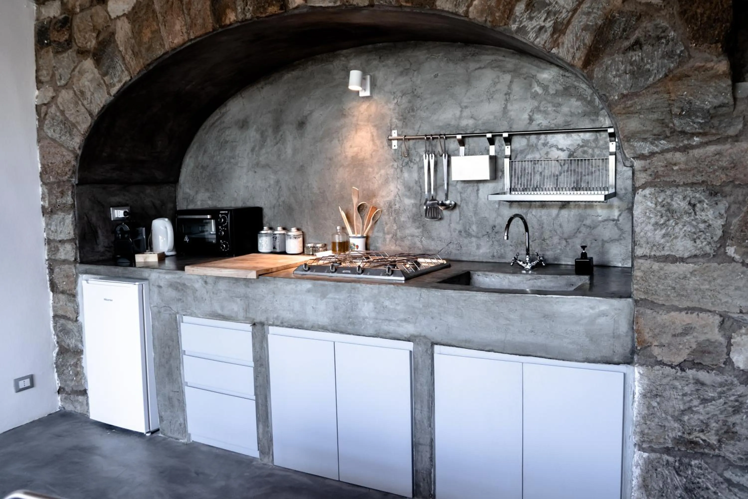 kitchen in Etherea - I Dammusini di Pantelleria