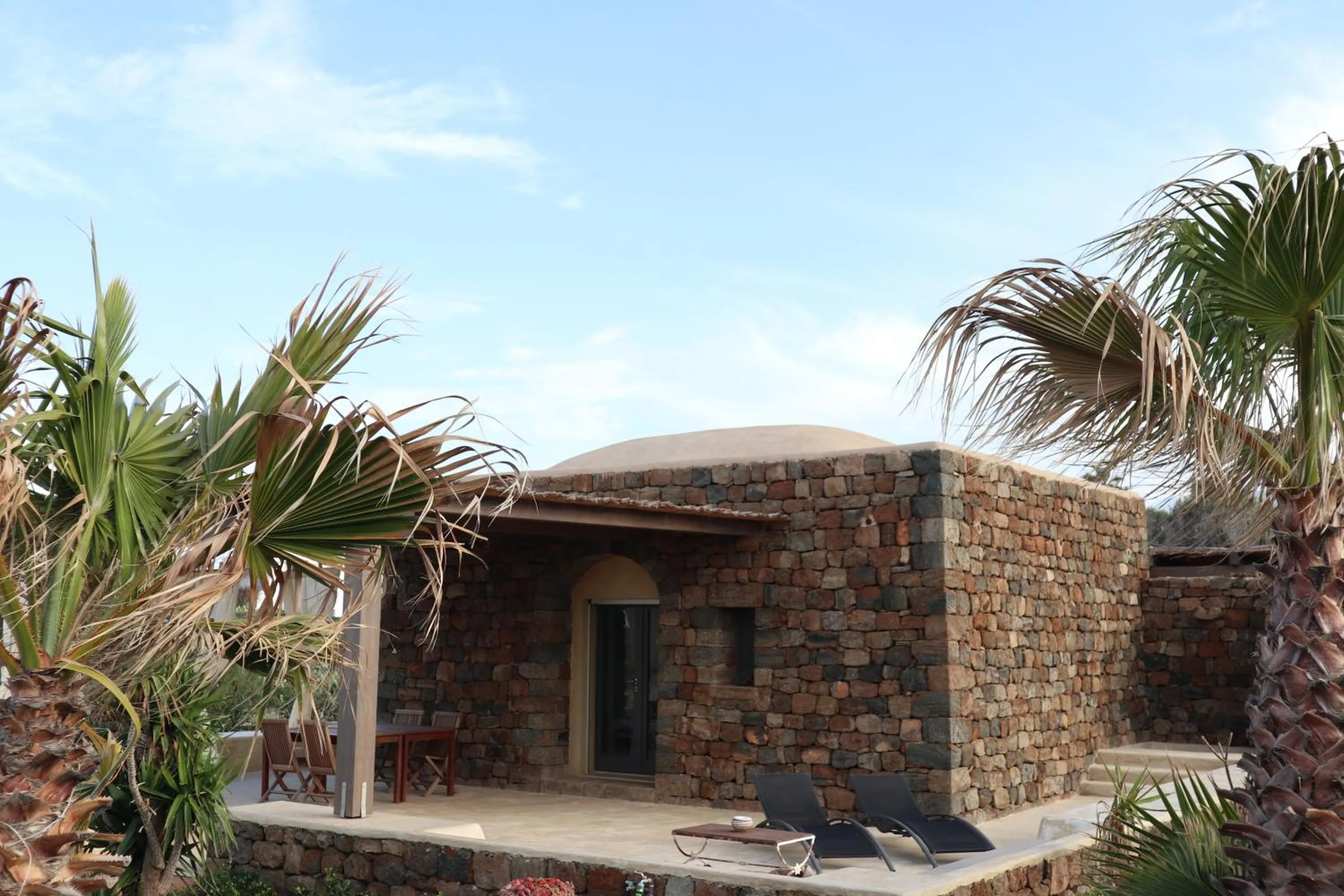 Facade/entrance in Etherea - I Dammusini di Pantelleria
