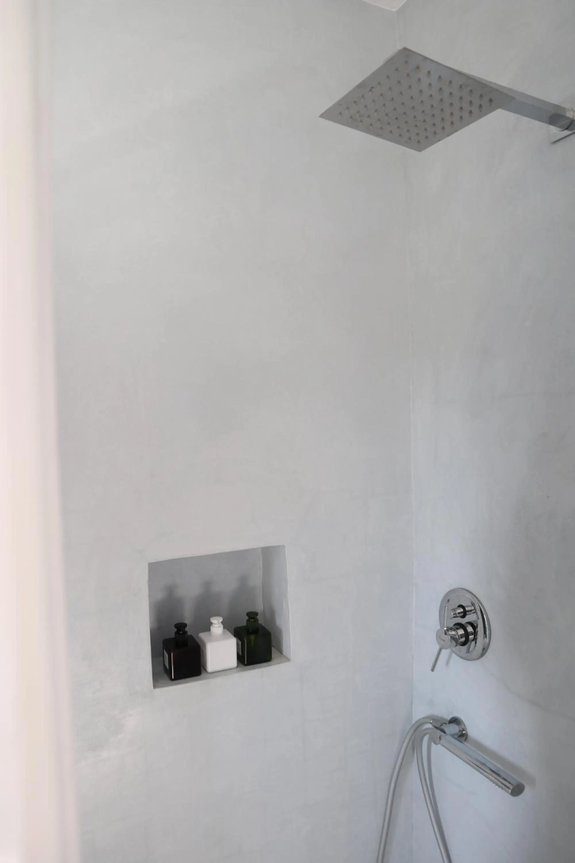 Bathroom in Etherea - I Dammusini di Pantelleria