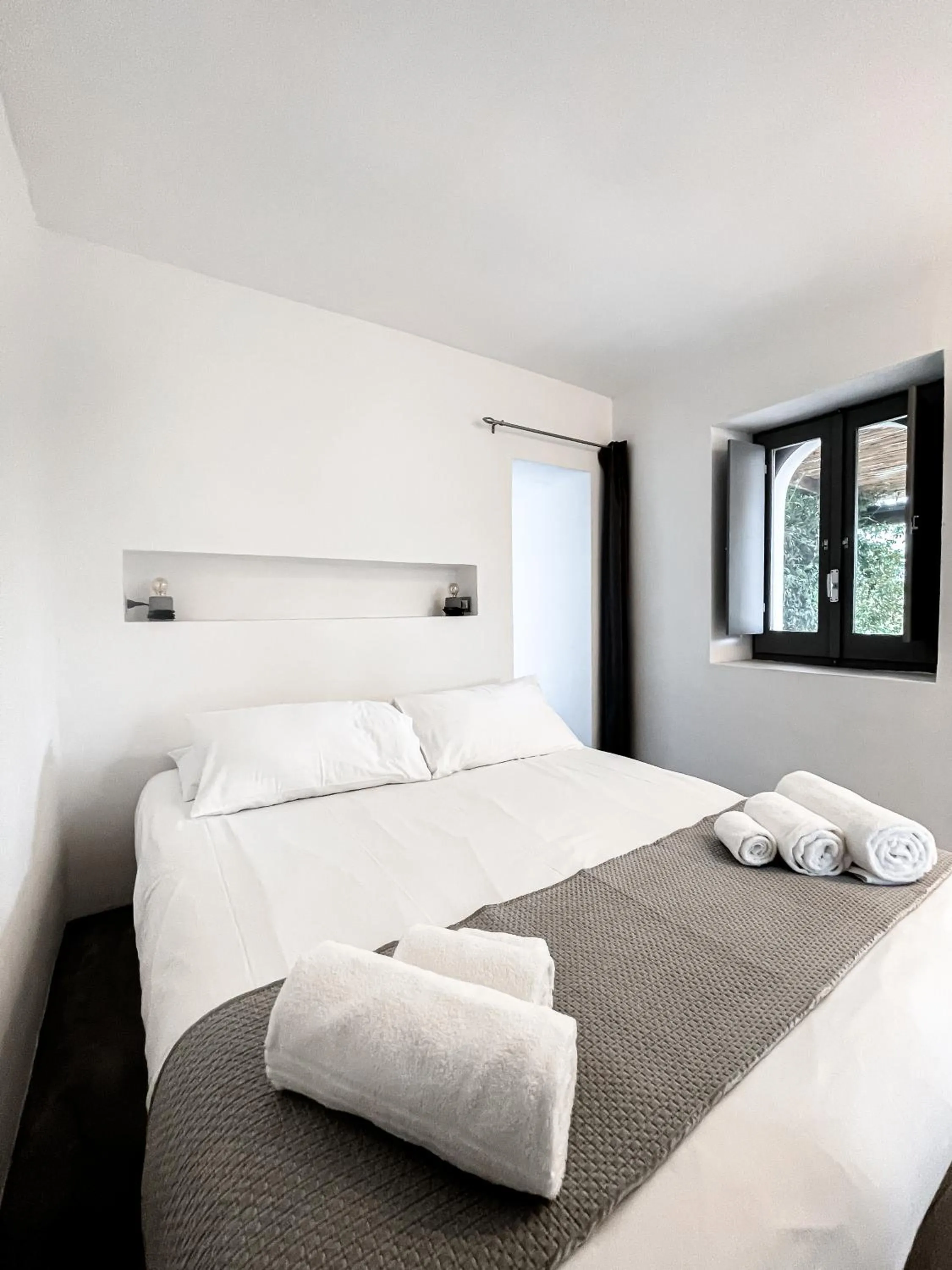 Bedroom, Bed in Etherea - I Dammusini di Pantelleria