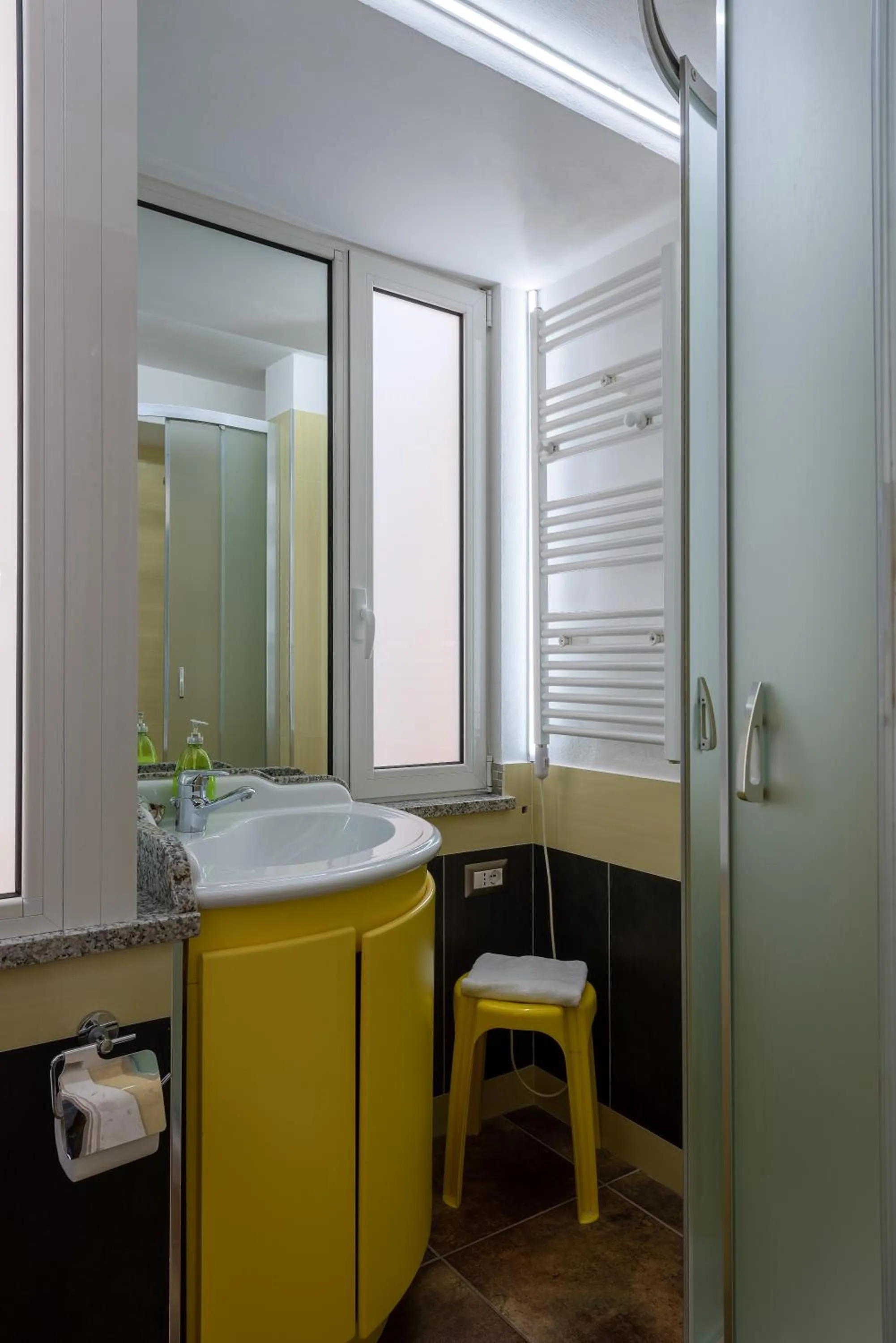 Shower in Villa Mery