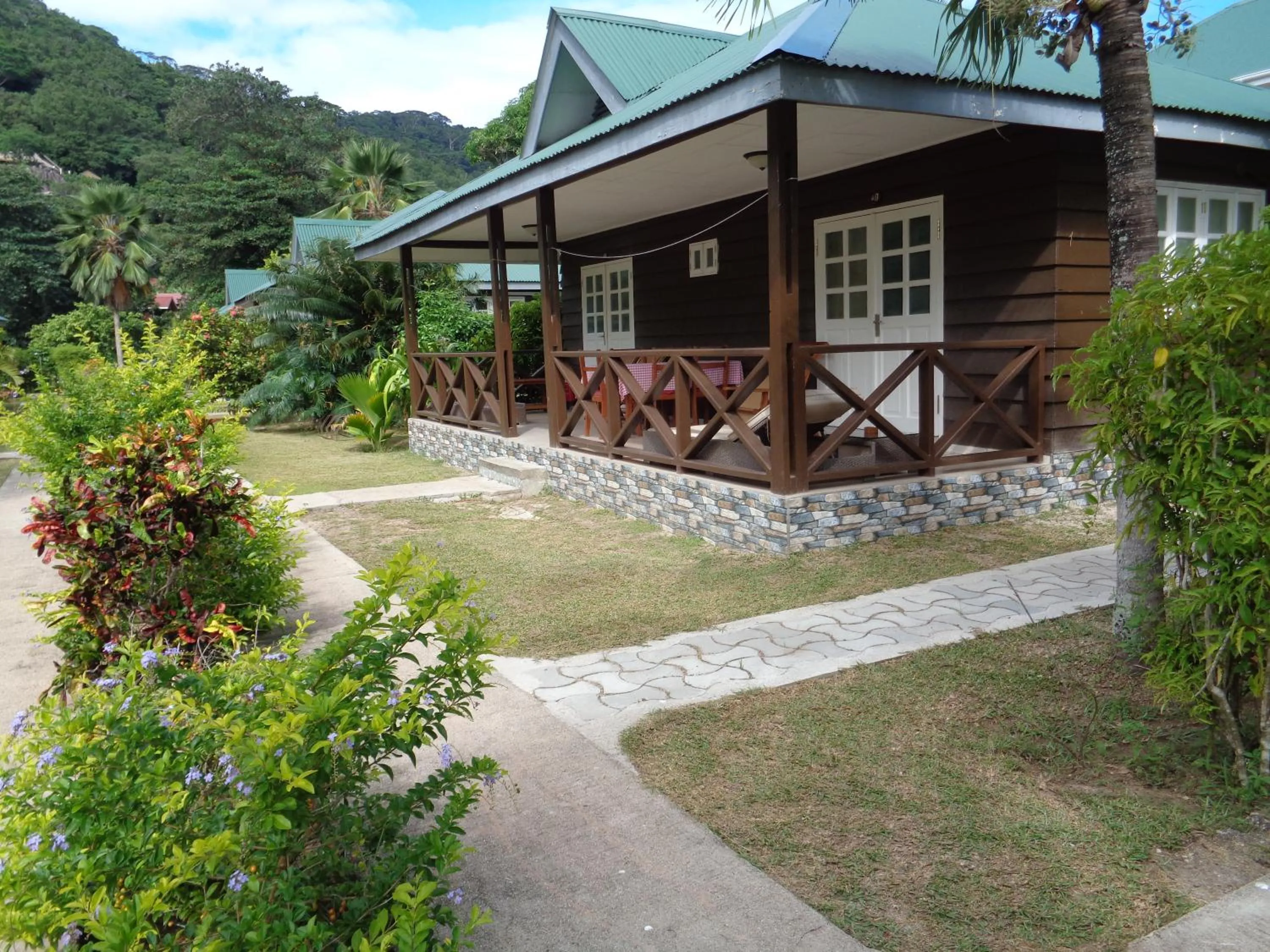 Property building in Chez Michellin Pensions Residence