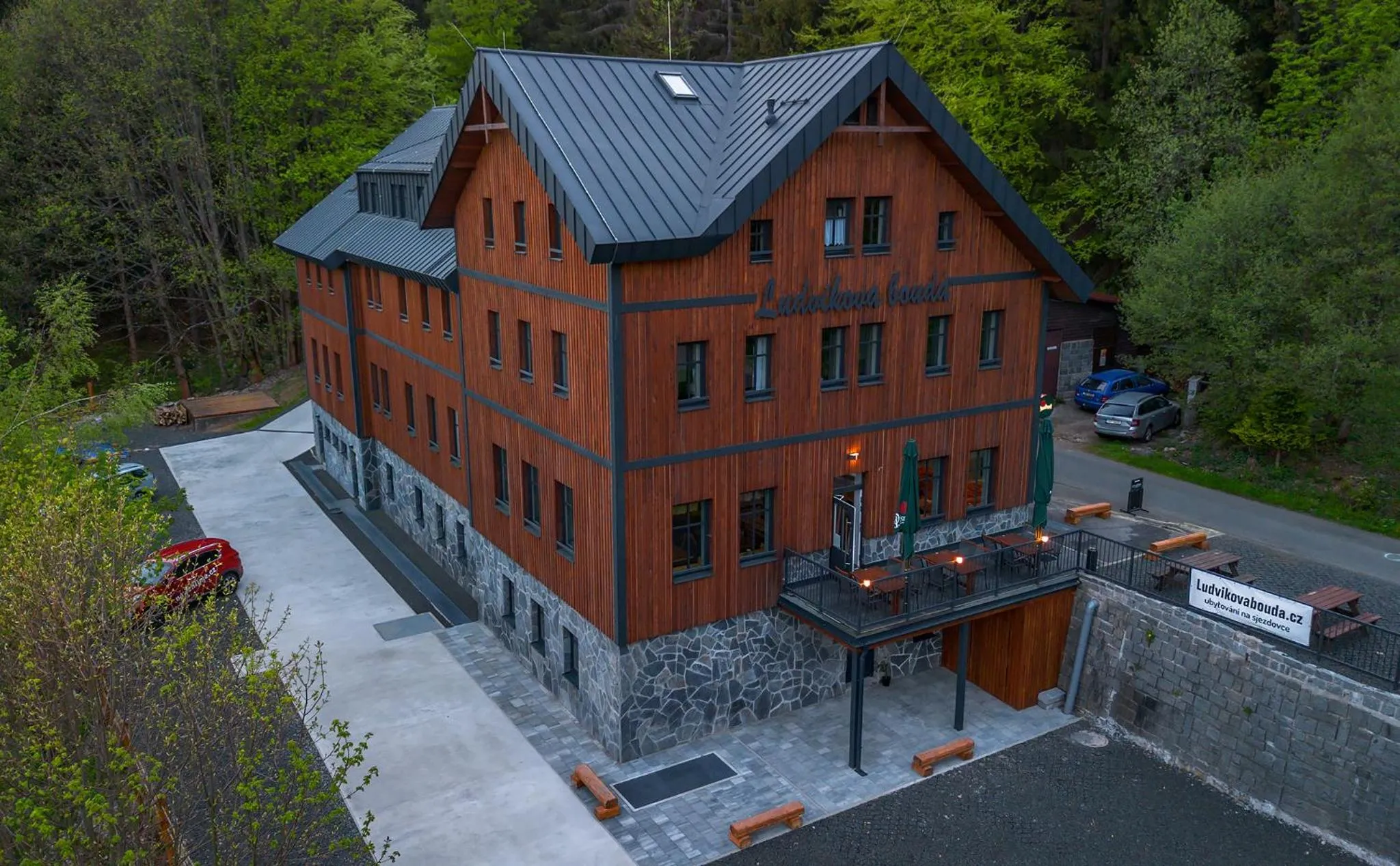 Property building in Ludvíkova bouda