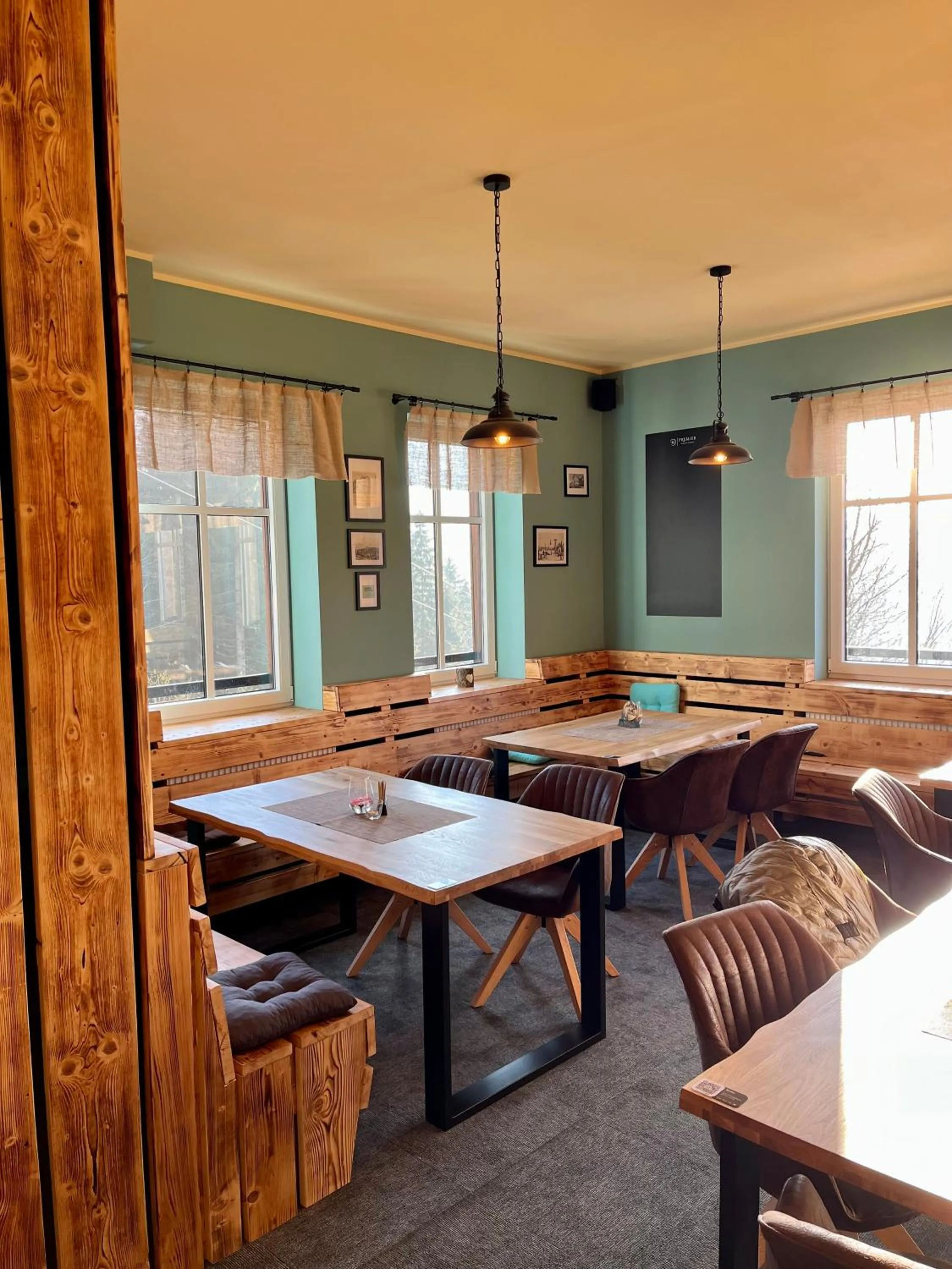 Restaurant/places to eat in Ludvíkova bouda