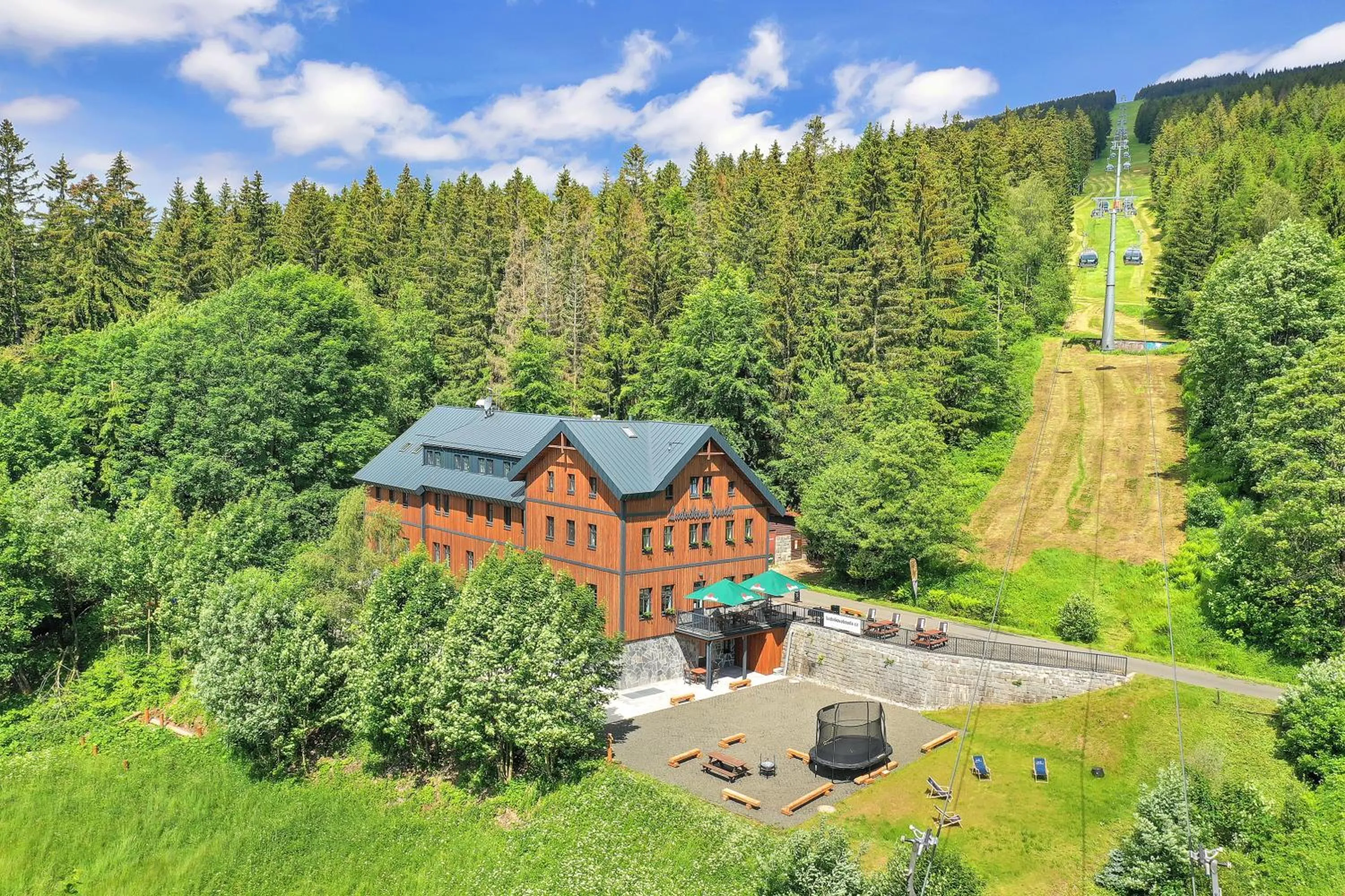 Property building in Ludvíkova bouda