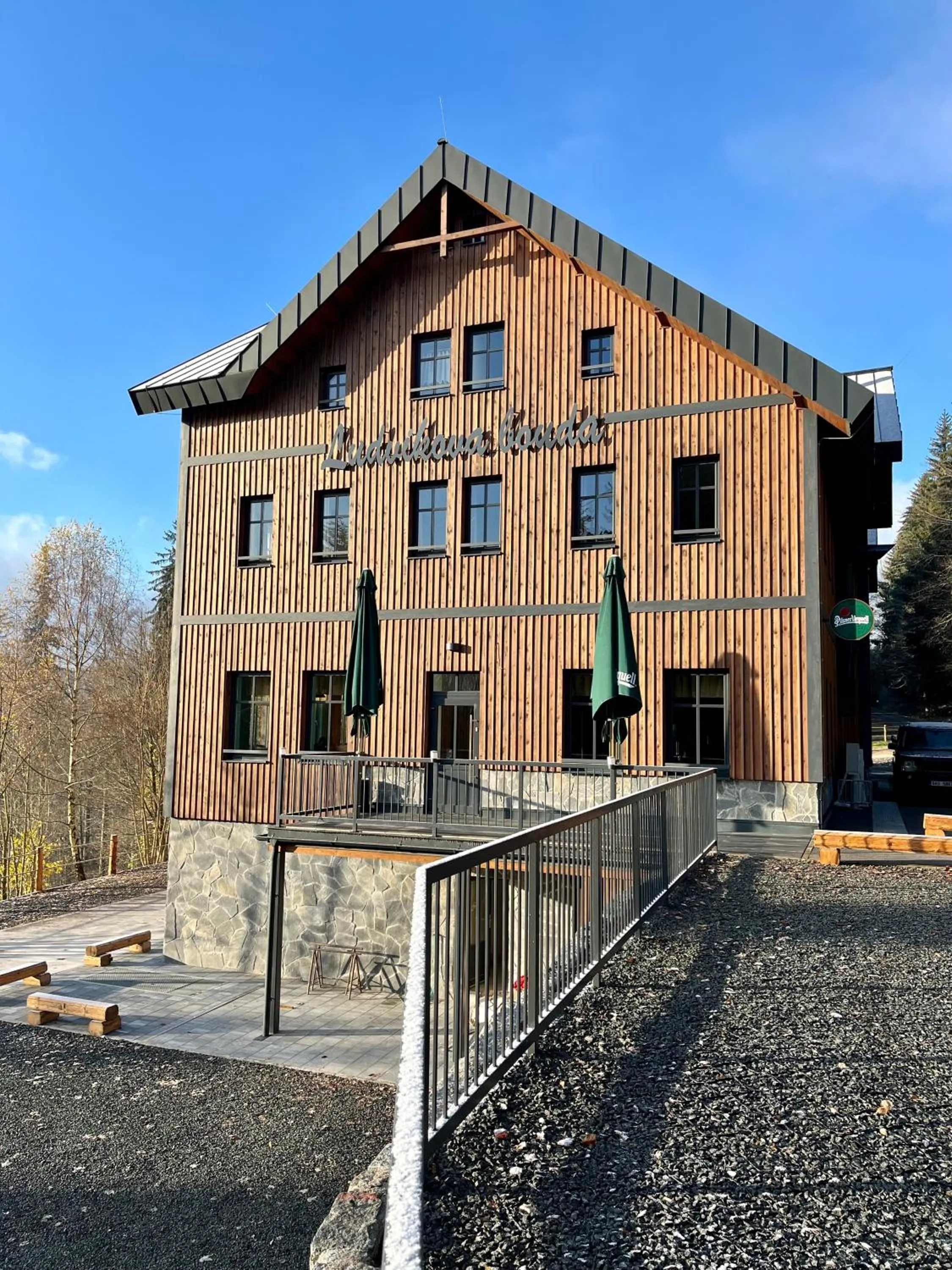 Property building in Ludvíkova bouda