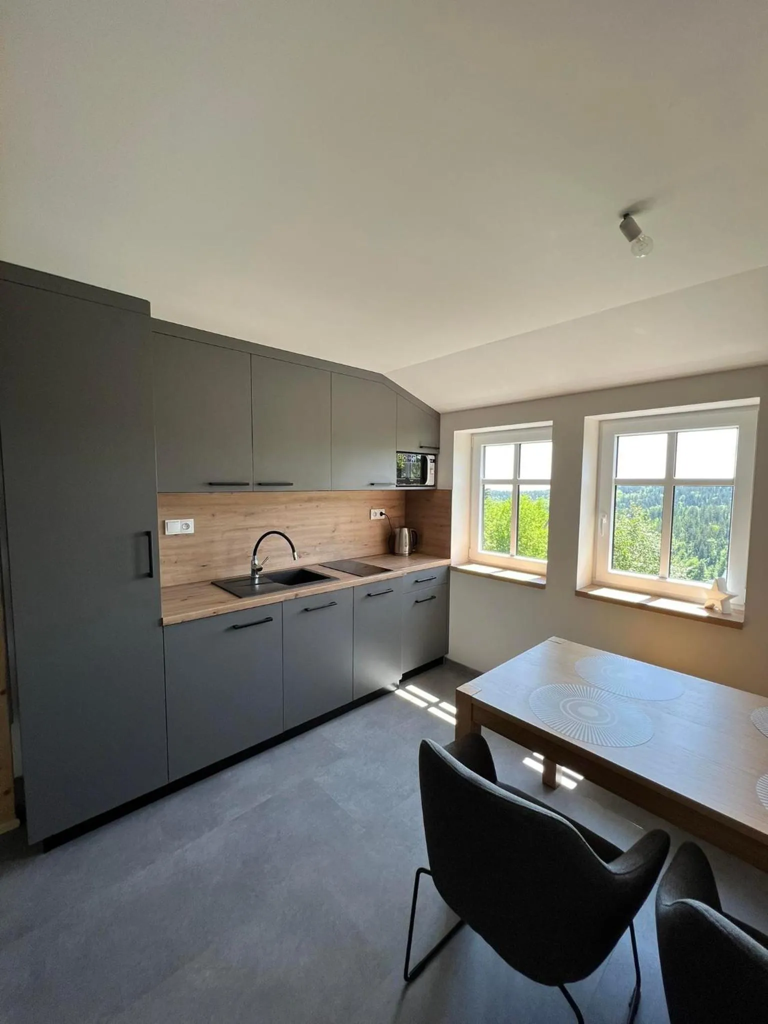 Kitchen or kitchenette in Ludvíkova bouda