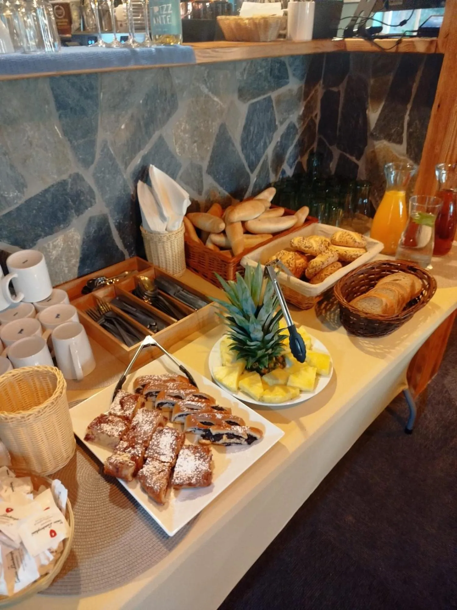 Buffet breakfast in Ludvíkova bouda