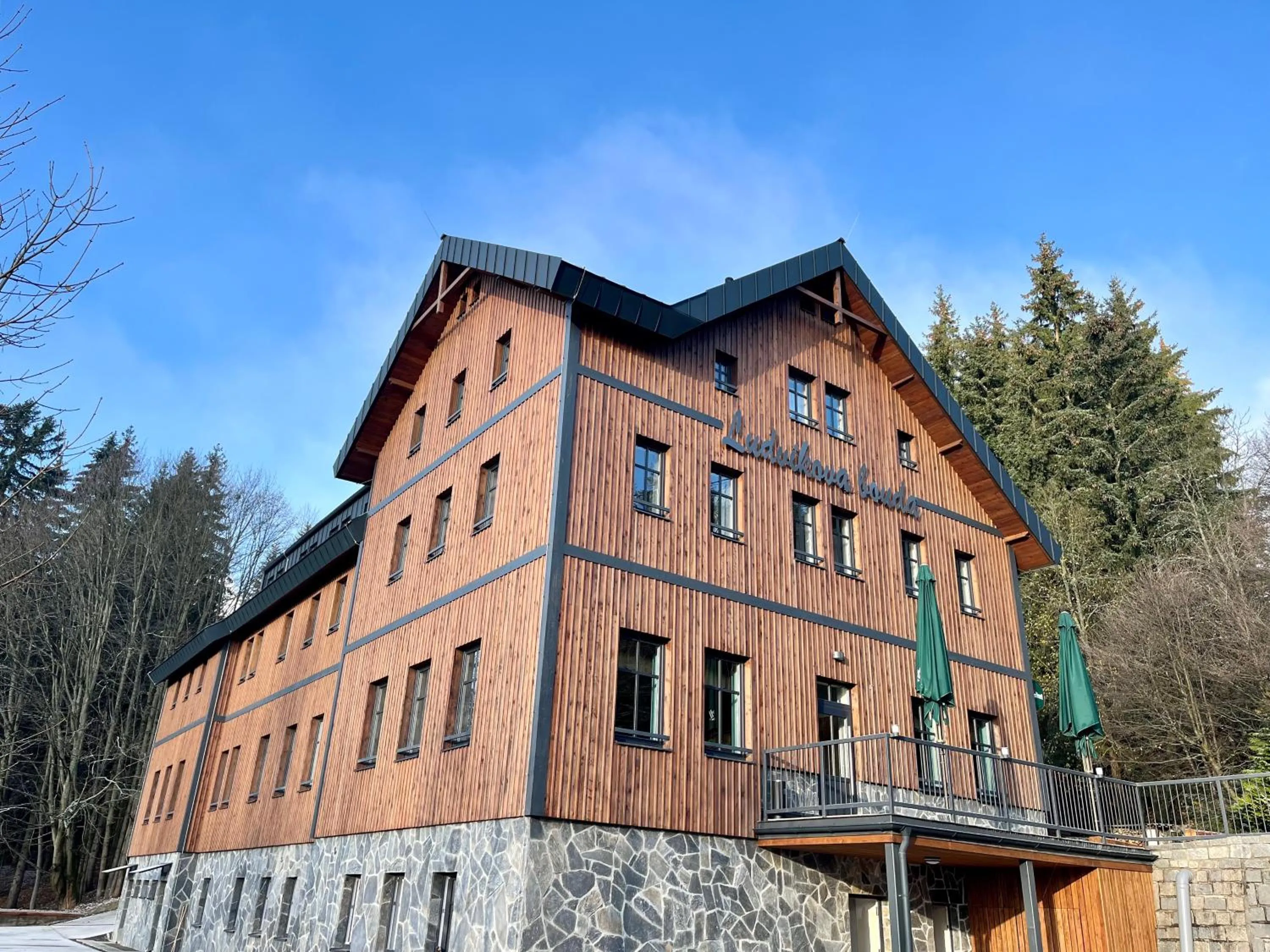 Property building in Ludvíkova bouda