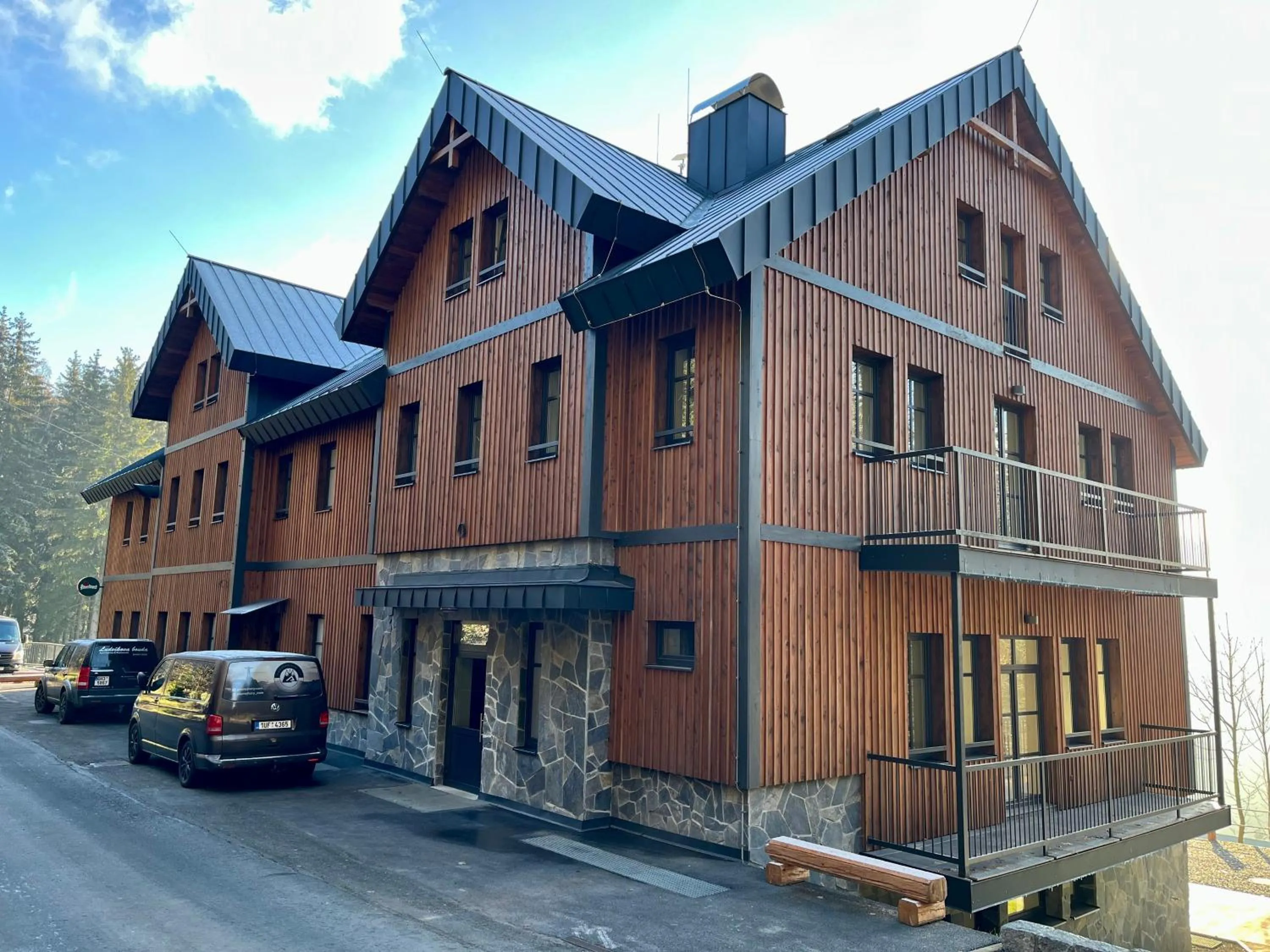 Property building in Ludvíkova bouda