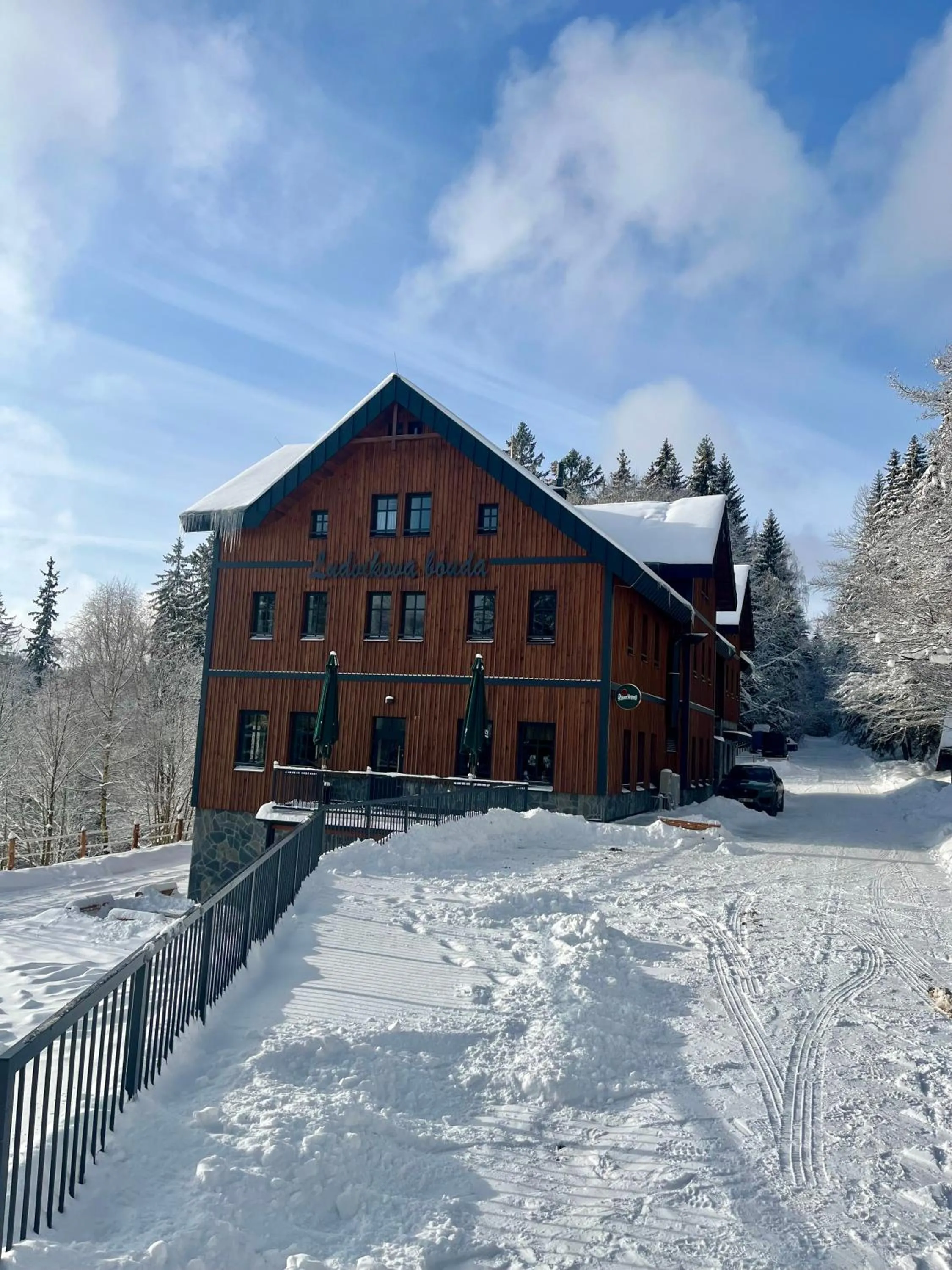Property building in Ludvíkova bouda