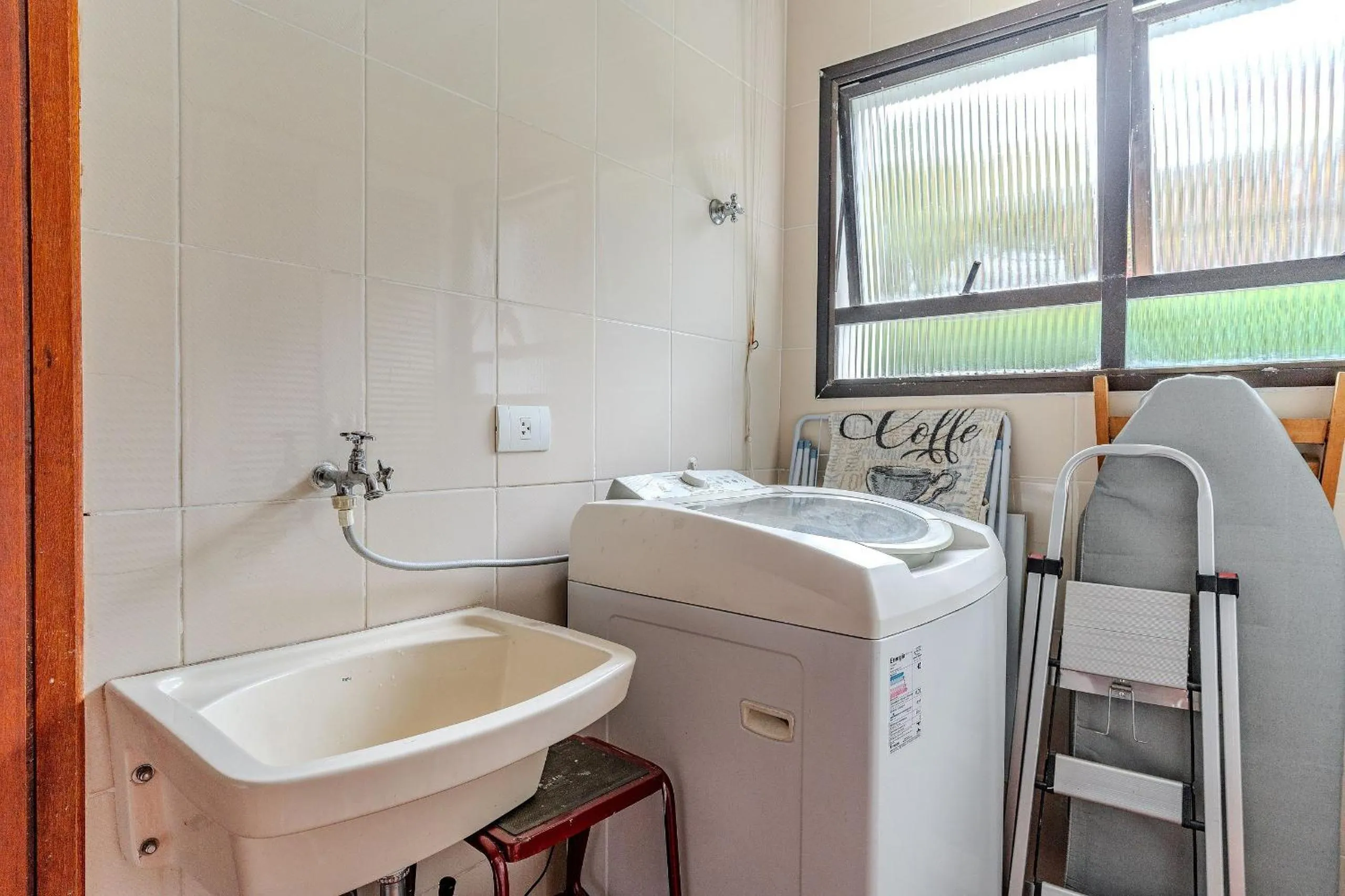 Lindo Apartamento próximo ao centro do Capivari