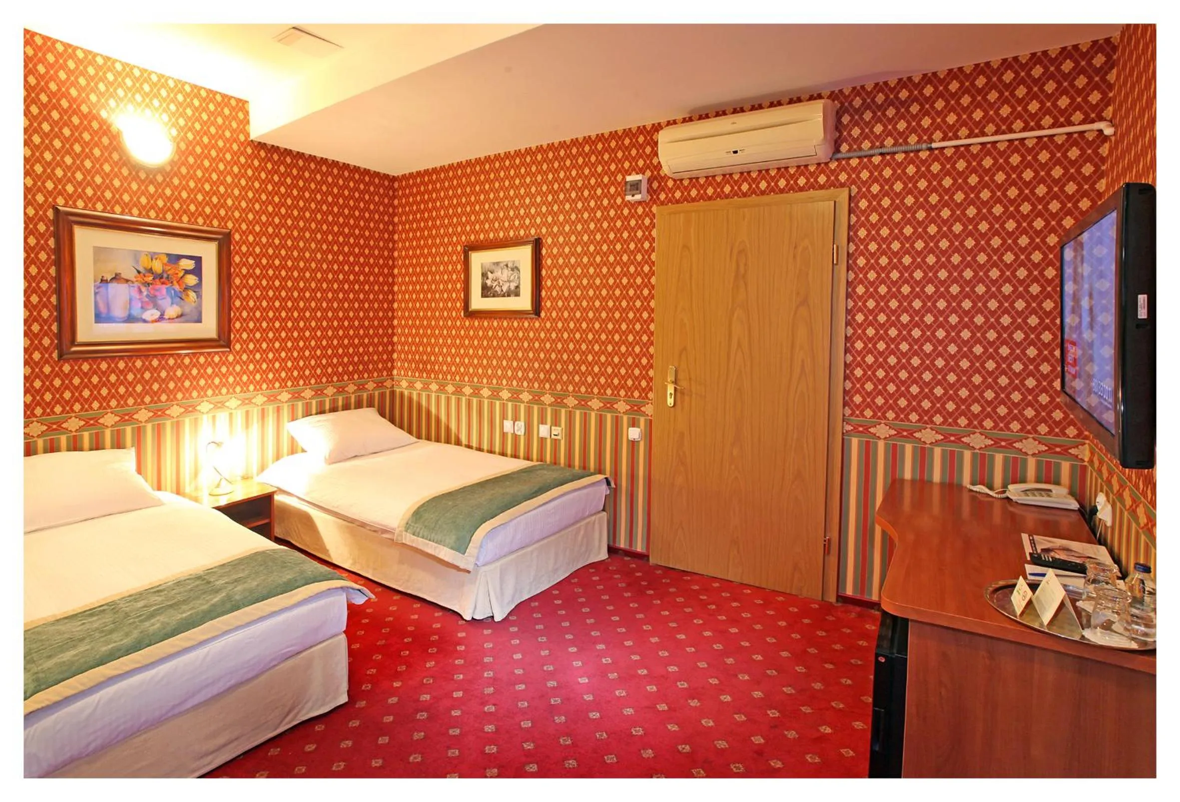 Photo of the whole room, Bed in Hotel Janusz