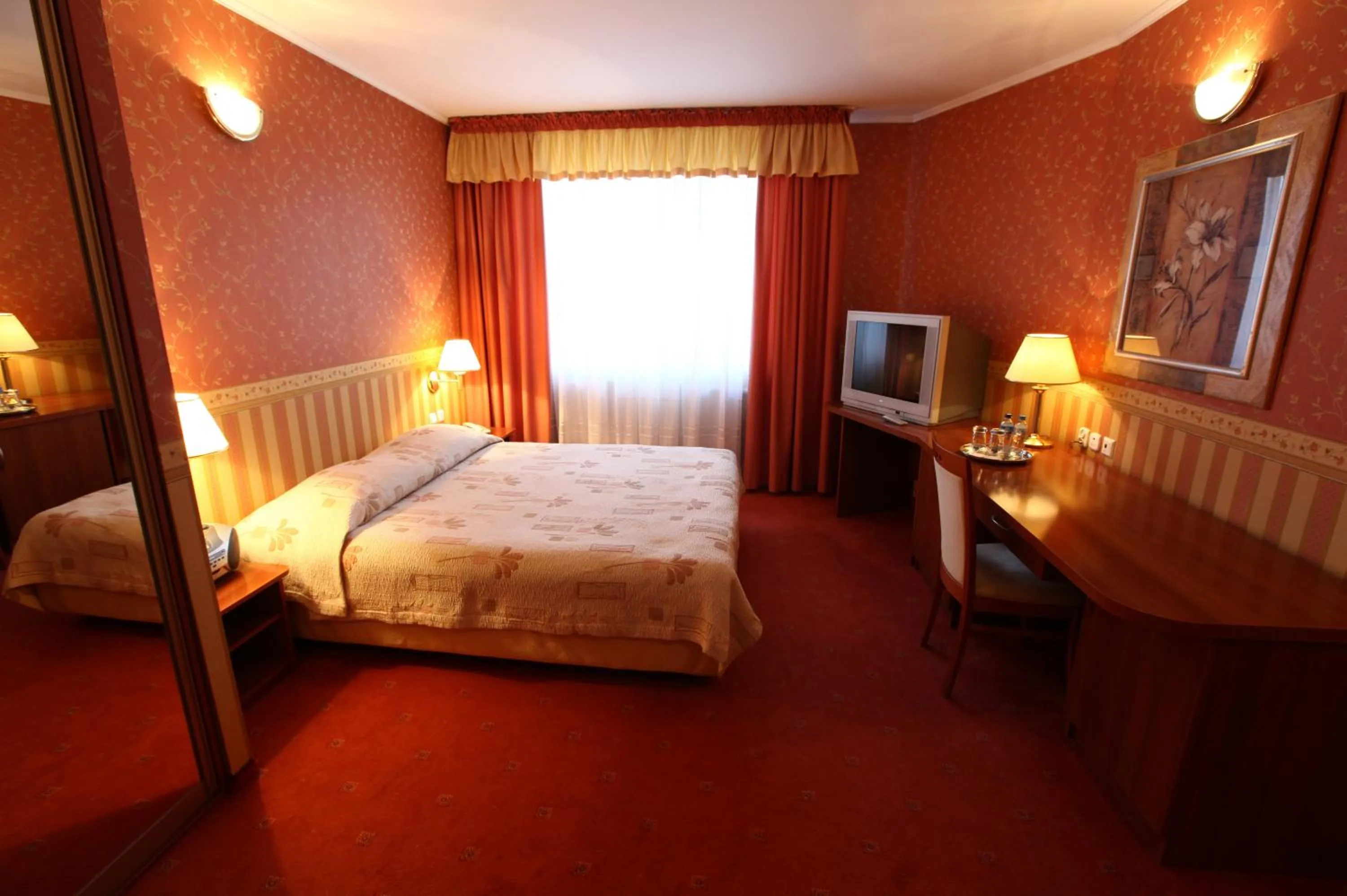 Bedroom, Bed in Hotel Janusz
