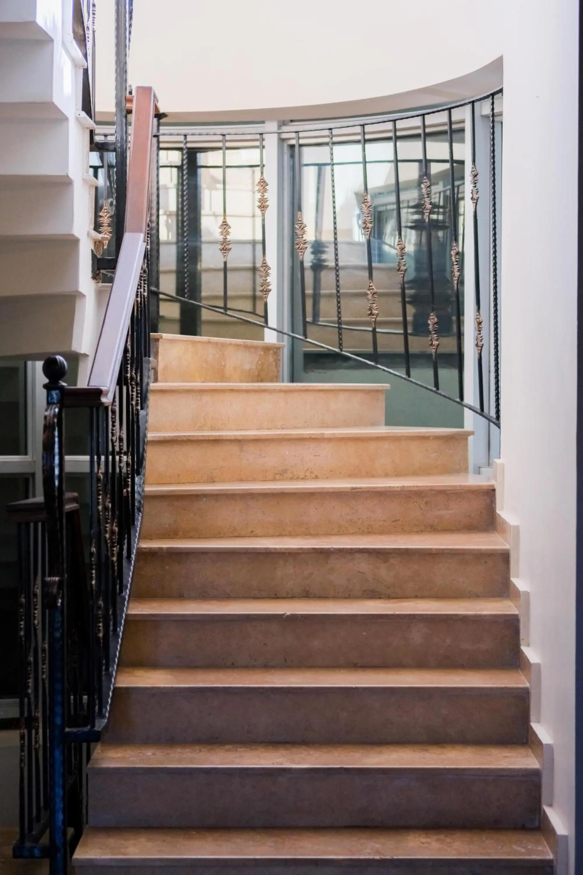 Lobby or reception in Espira by Antioch Hotel