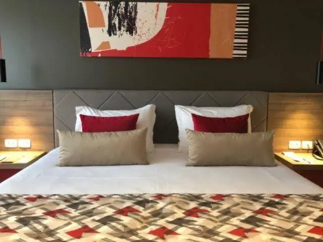 Bedroom, Bed in Hotel Laghetto Stilo Borges