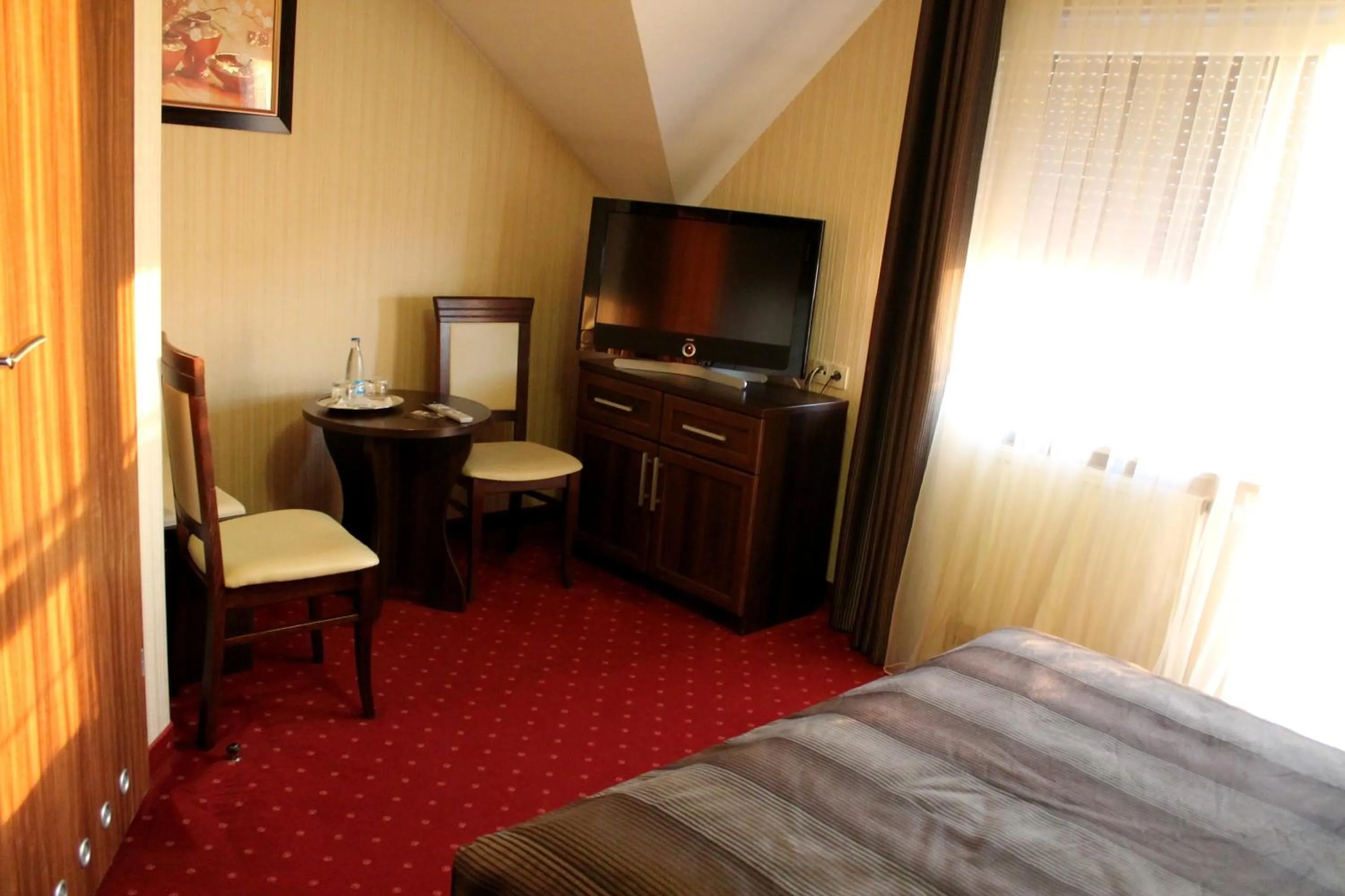 Photo of the whole room, Bed in Hotel Linder