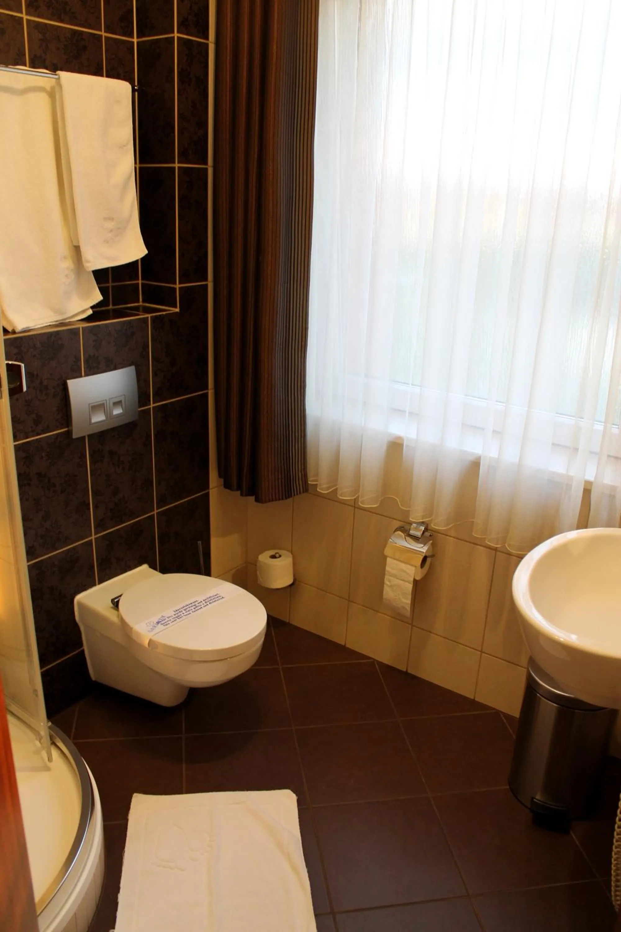 Bathroom in Hotel Linder