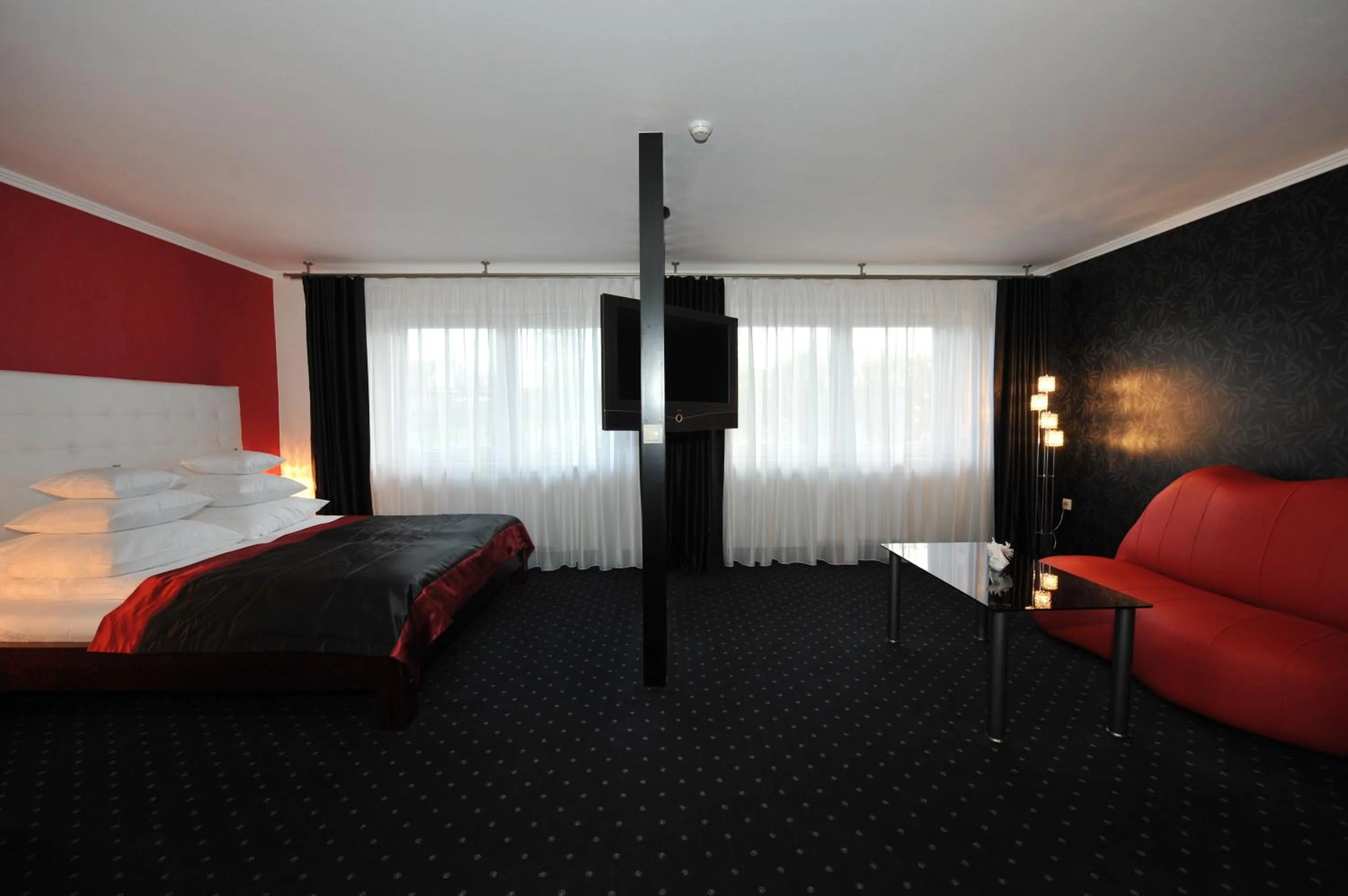 Photo of the whole room, Bed in Hotel Linder