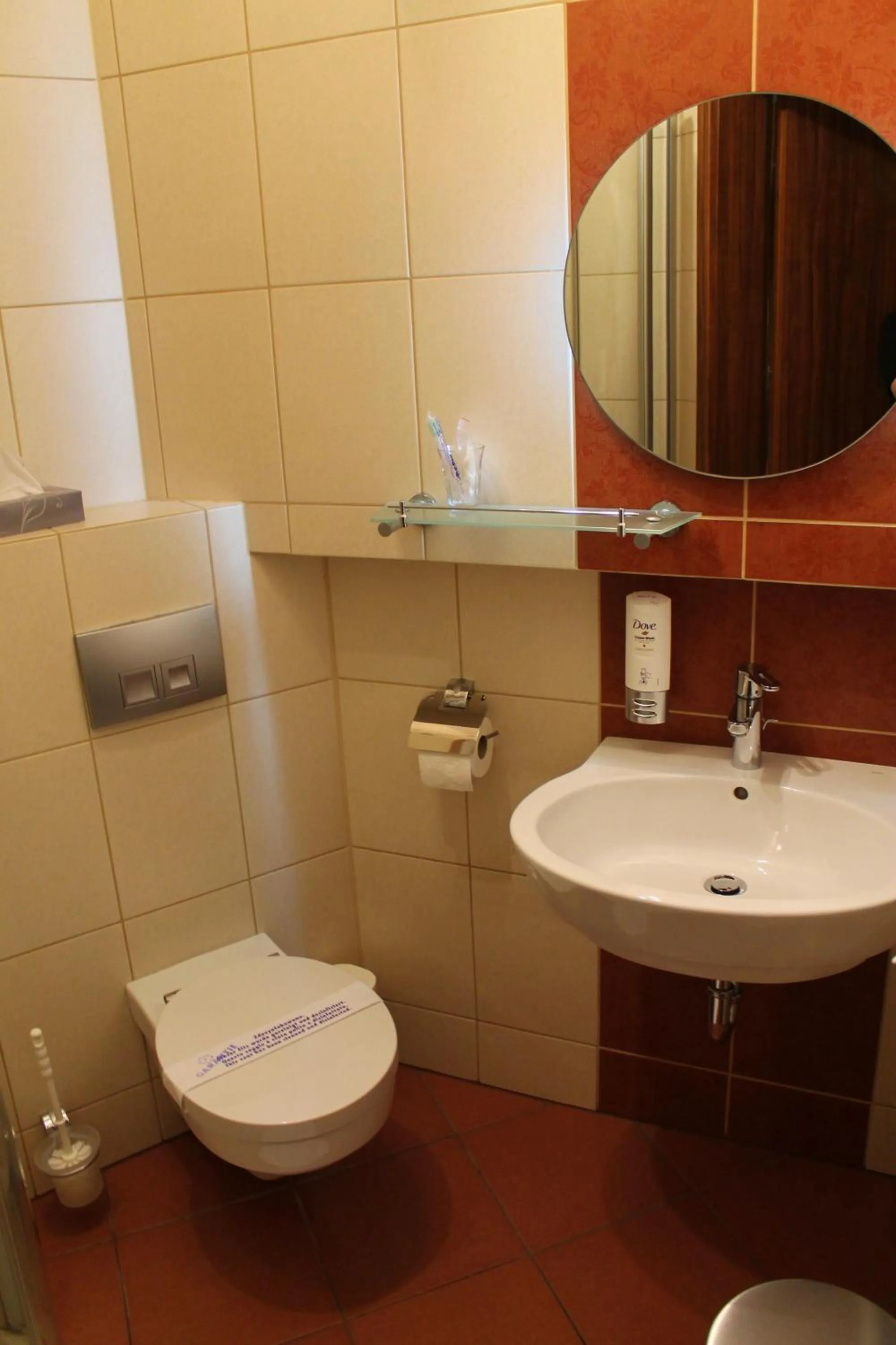 Bathroom in Hotel Linder