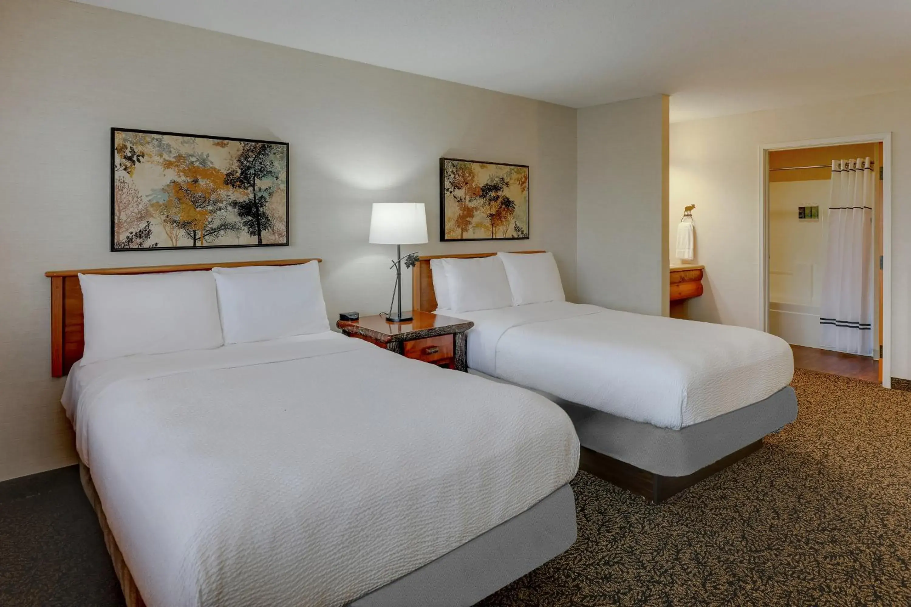 Superior Double Room in Stoney Creek Inn Quincy Superior Double Room in Stoney Creek Inn Quincy