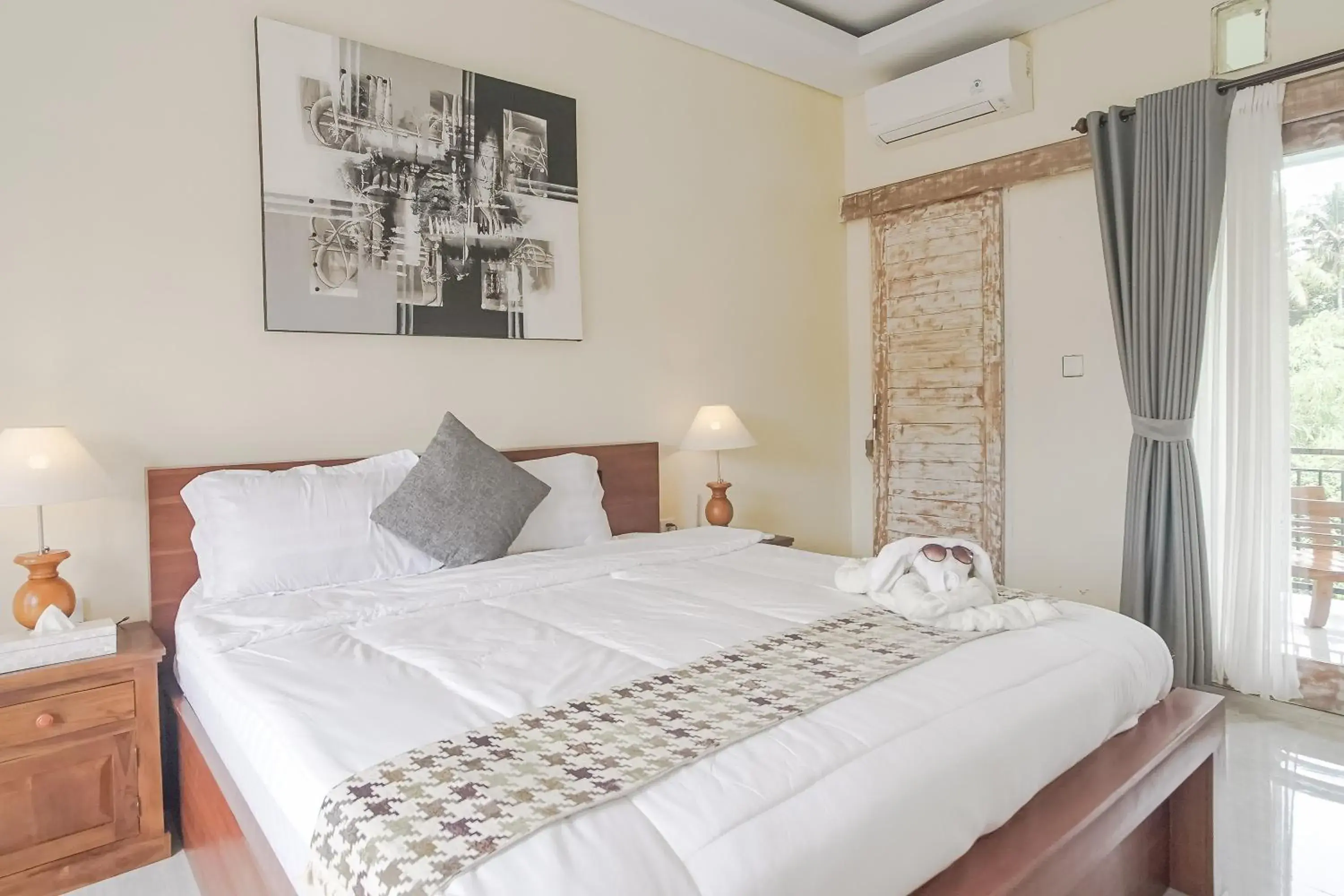 Bed in Giri Krisna Guest House Bed in Giri Krisna Guest House