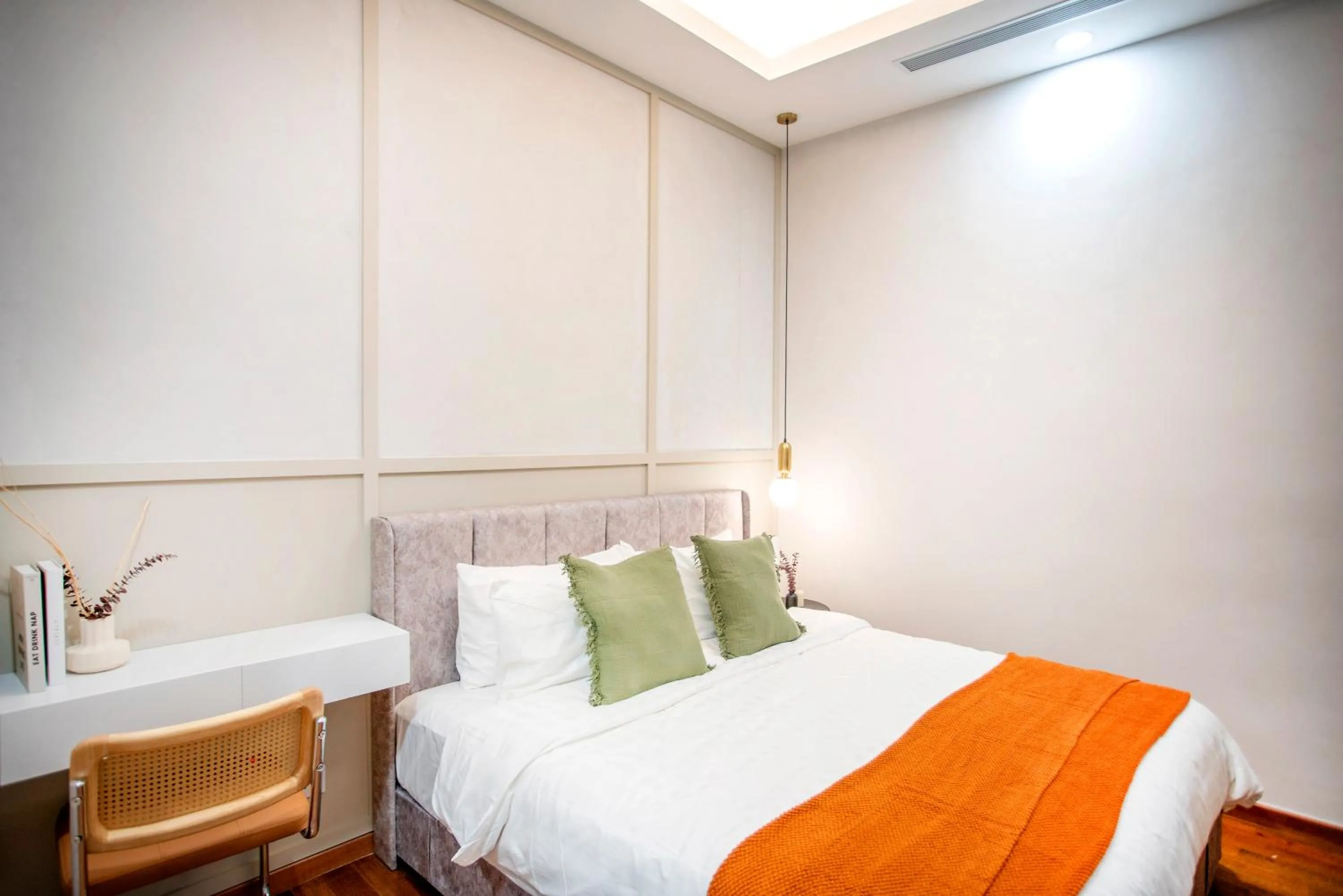 Bed in Royce Residence KLCC by Cobnb