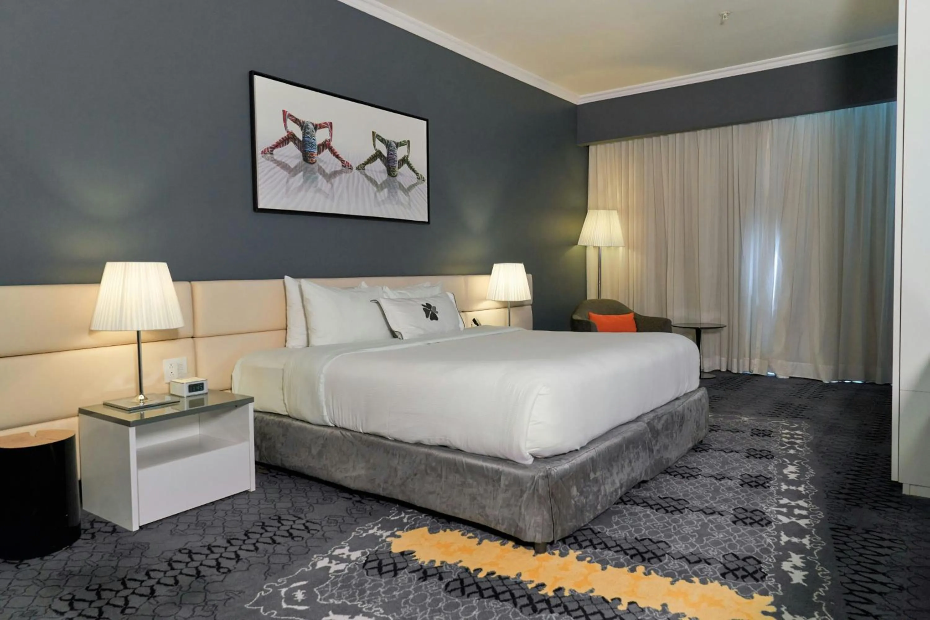 Bedroom, Bed in Sortis Hotel, Spa & Casino, Autograph Collection