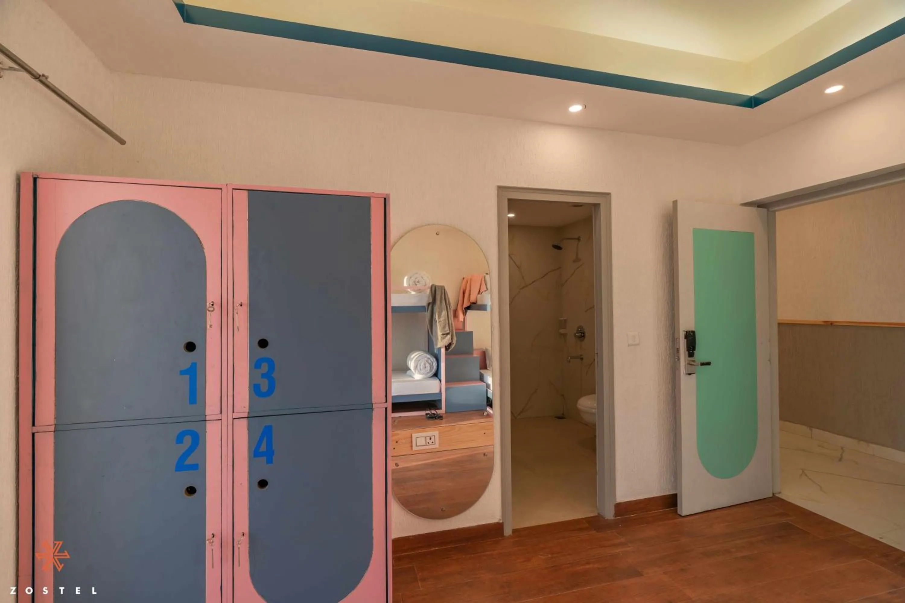 bunk bed in Zostel Mussoorie (Mall Road)