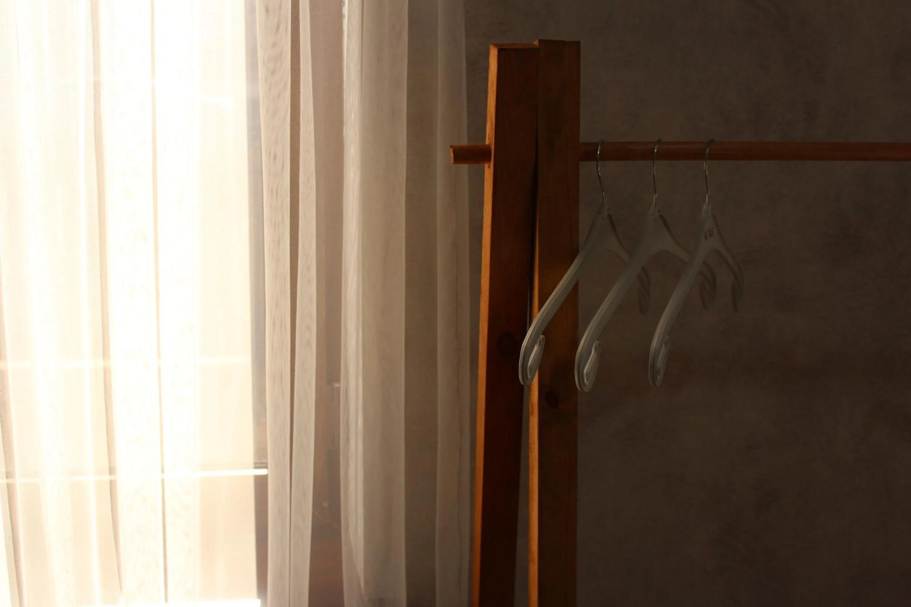 wardrobe in Memory basket